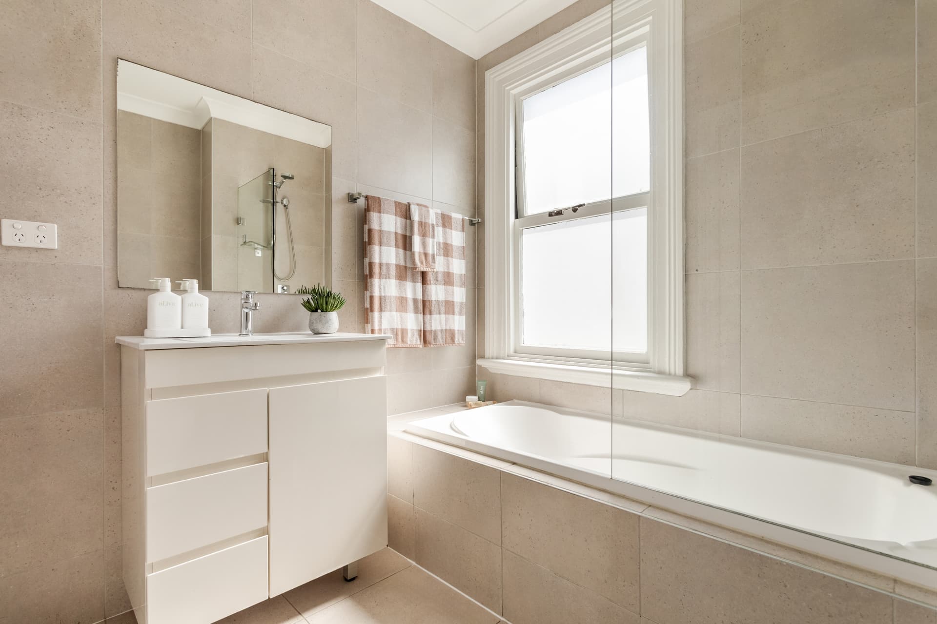 279 Chalmers Street, Redfern NSW