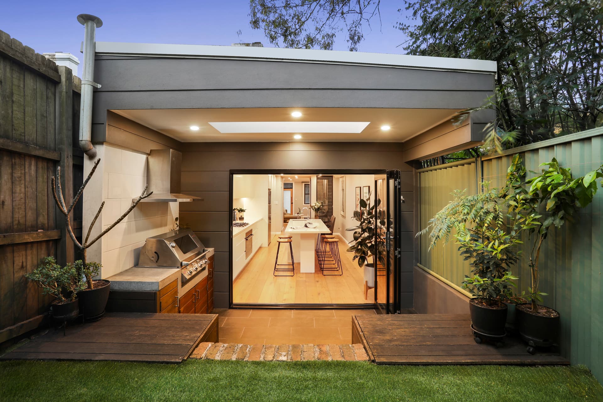 19 Vine Street, Redfern NSW