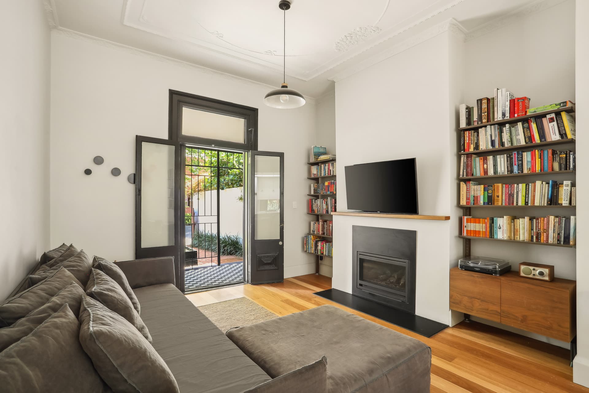 692 Bourke Street, Redfern NSW