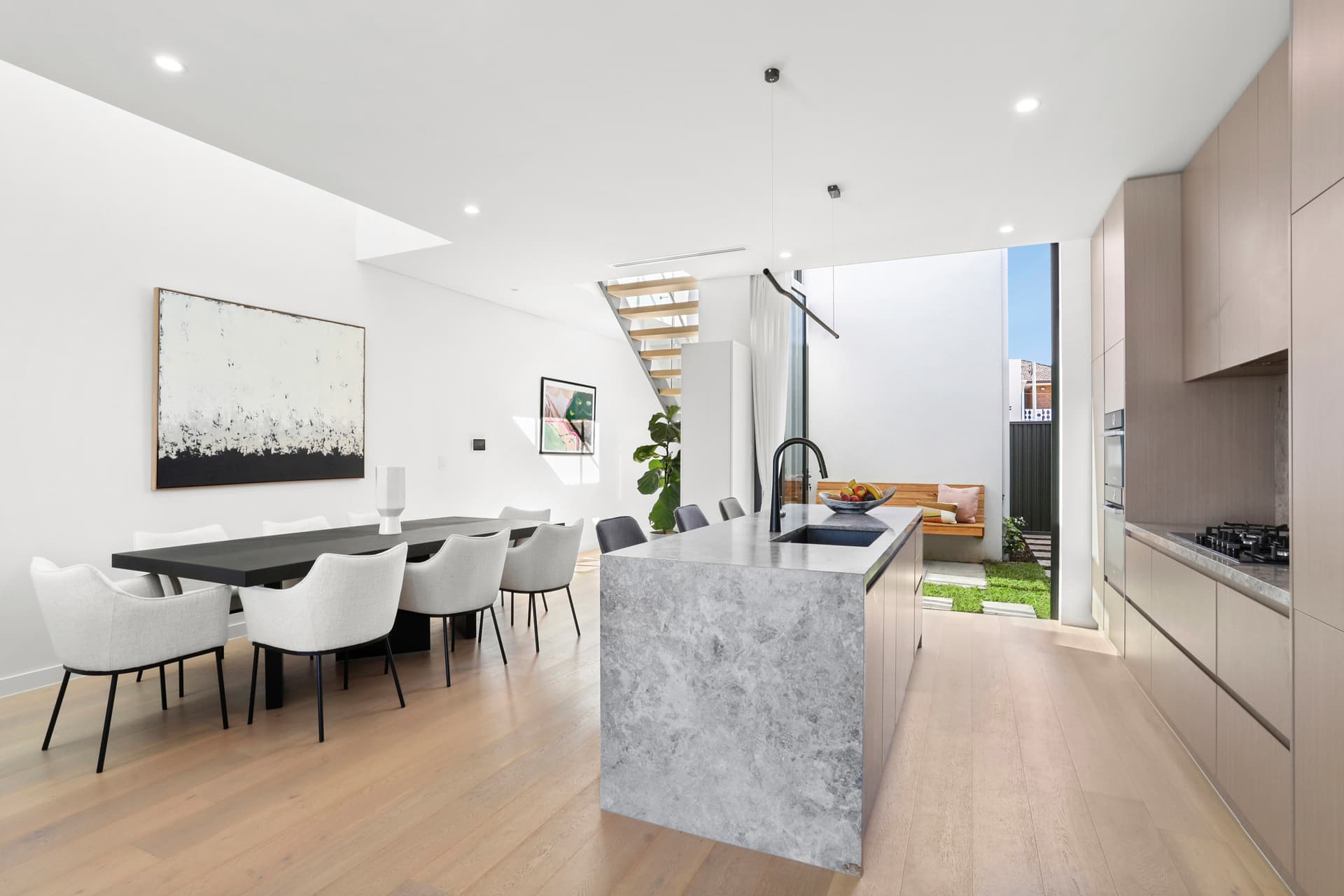 16A George Street, Eastlakes NSW