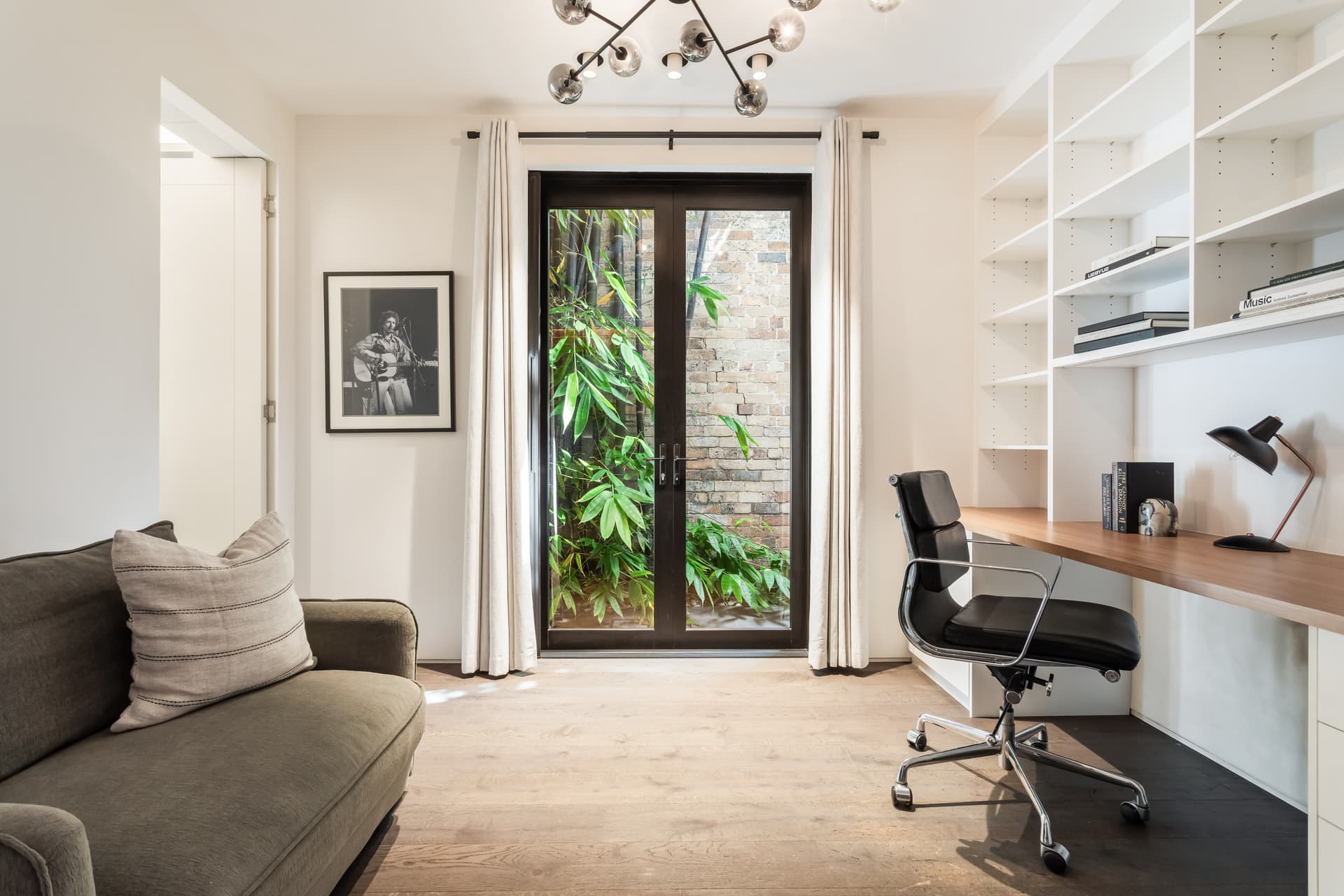 691 South Dowling Street, Redfern NSW