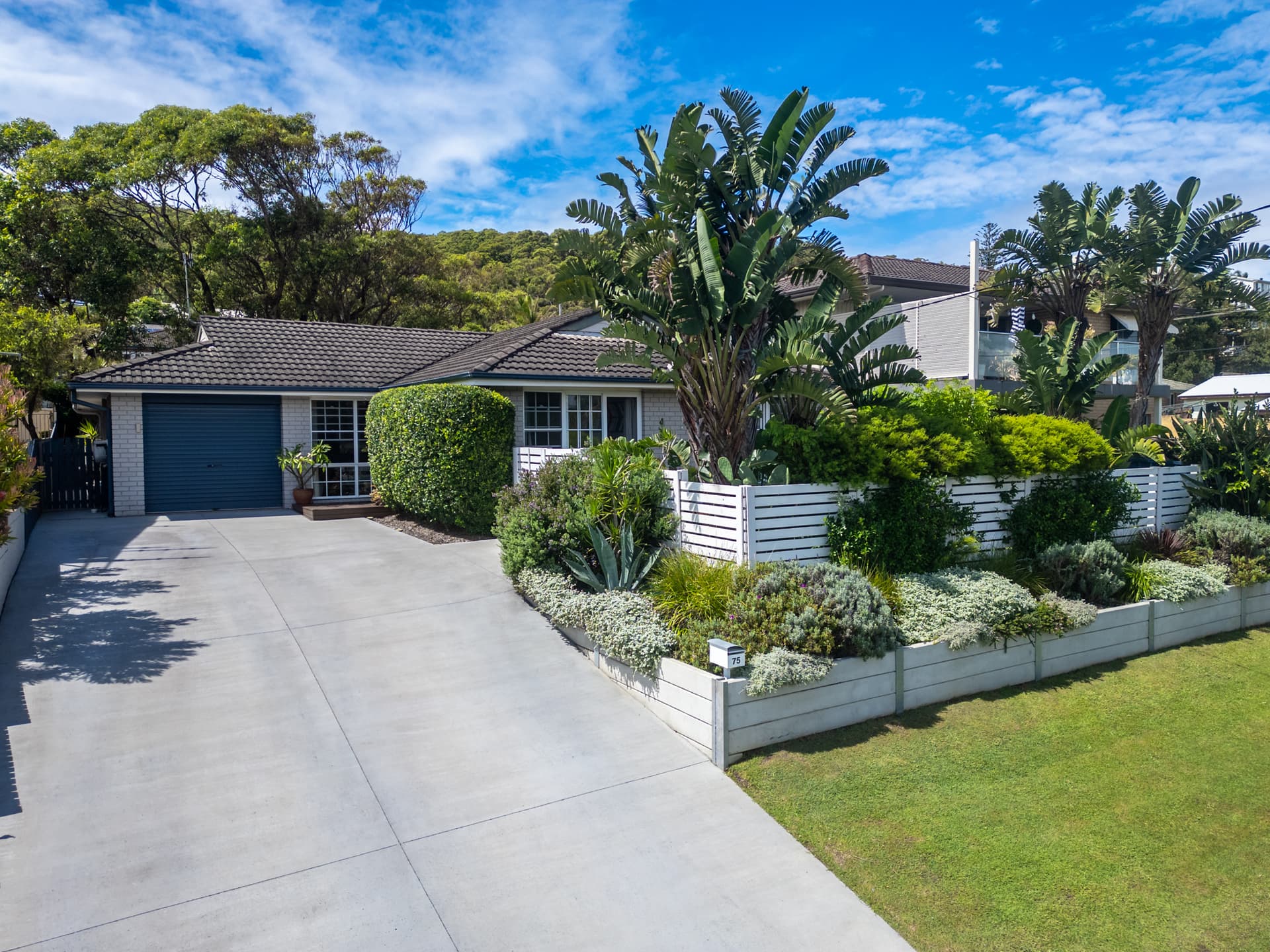 75 Lowanna Avenue, Forresters Beach NSW