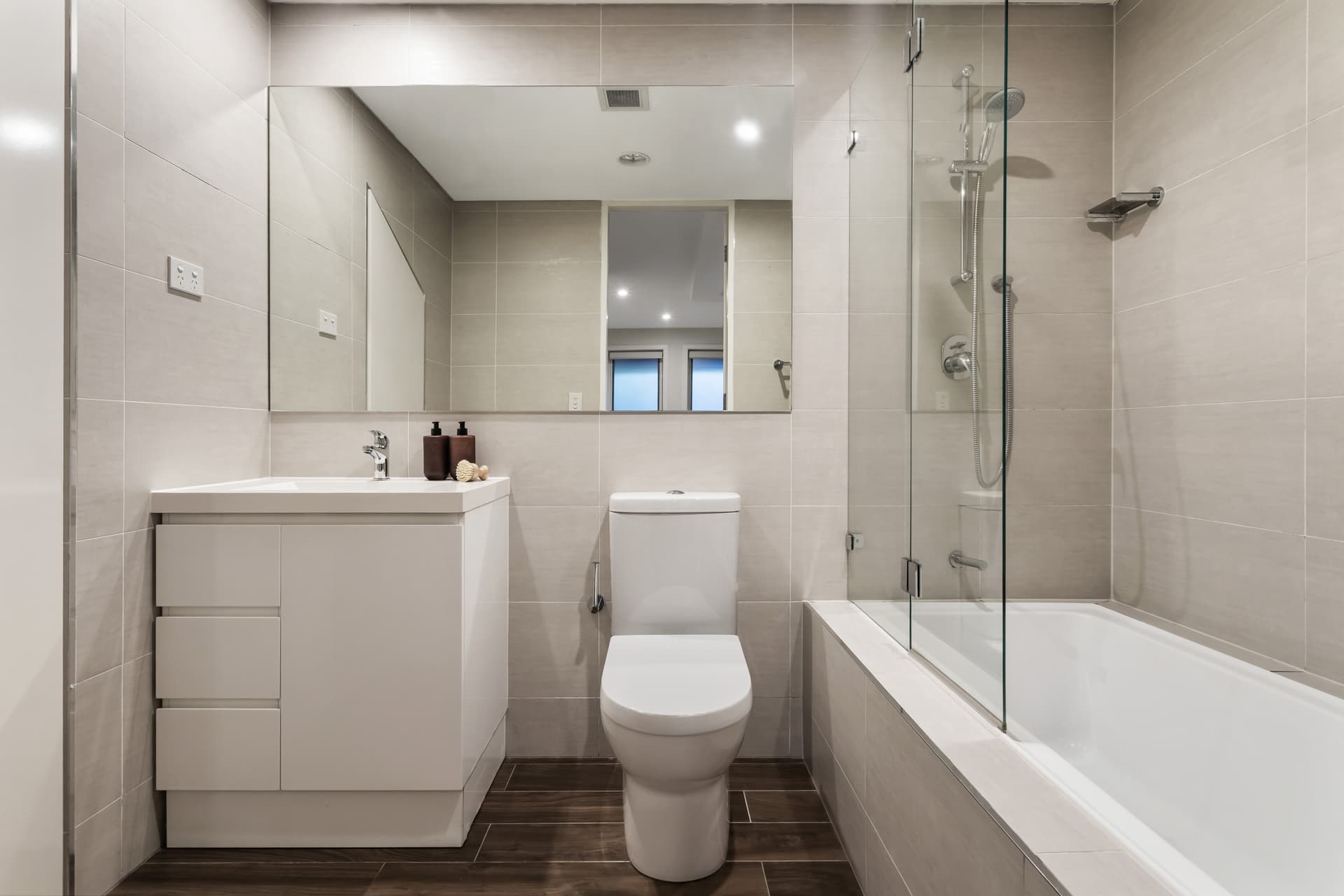 2c Boronia Street, Redfern NSW