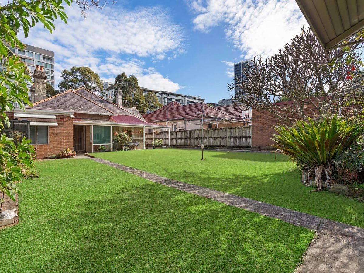37 Samuel Terry Avenue, Kensington NSW