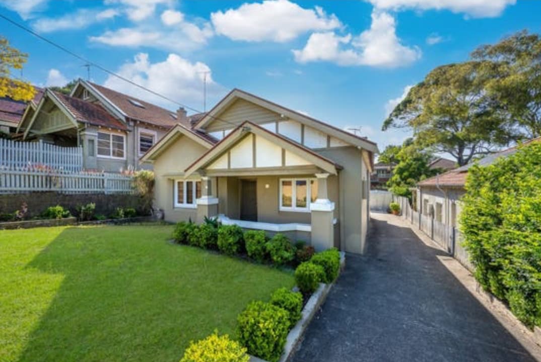 9 Inglethorpe Avenue, Kensington NSW