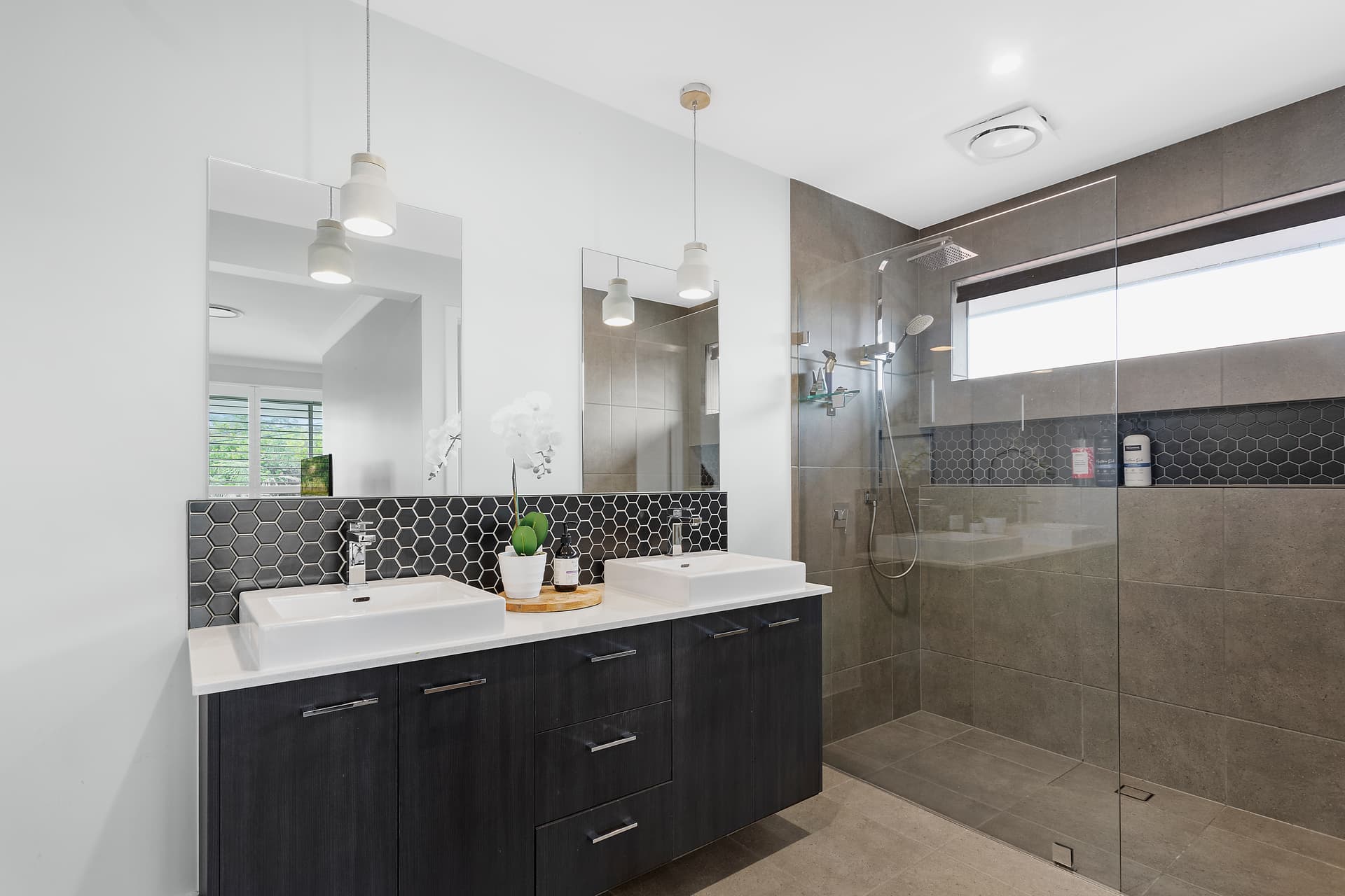 75 Tweedmouth Avenue, Rosebery NSW