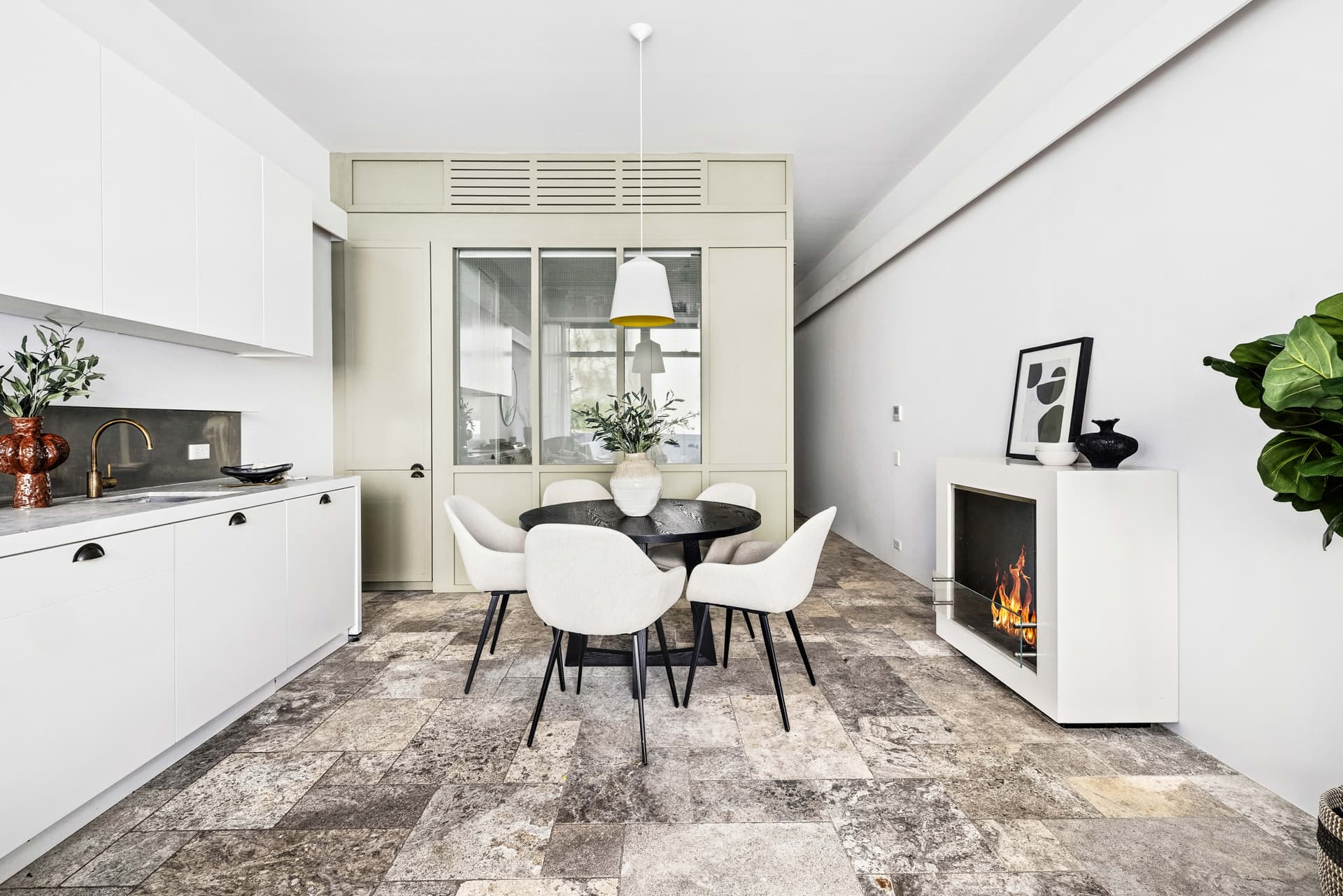 131/18 Danks Street, Waterloo NSW