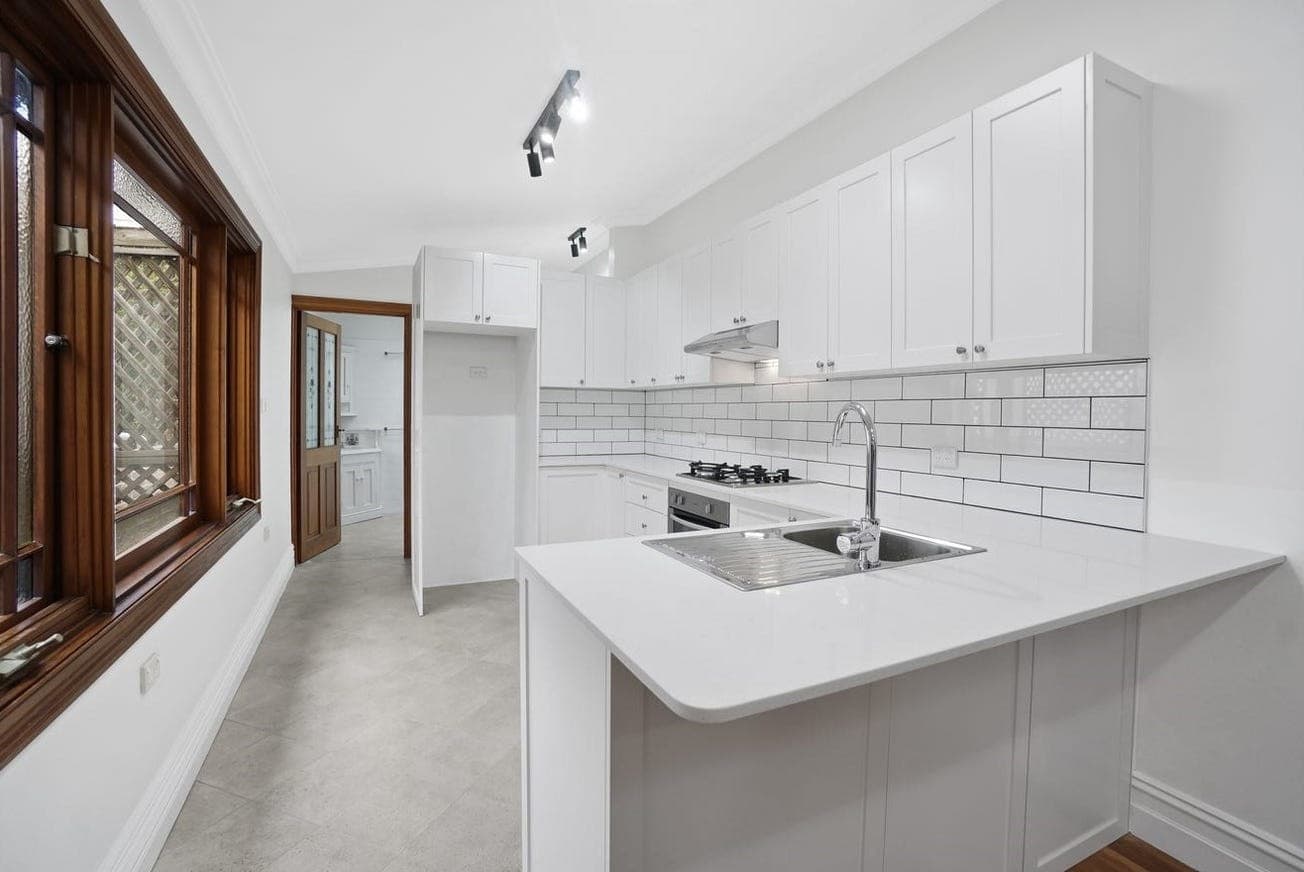 15 Leamington Avenue, Newtown NSW