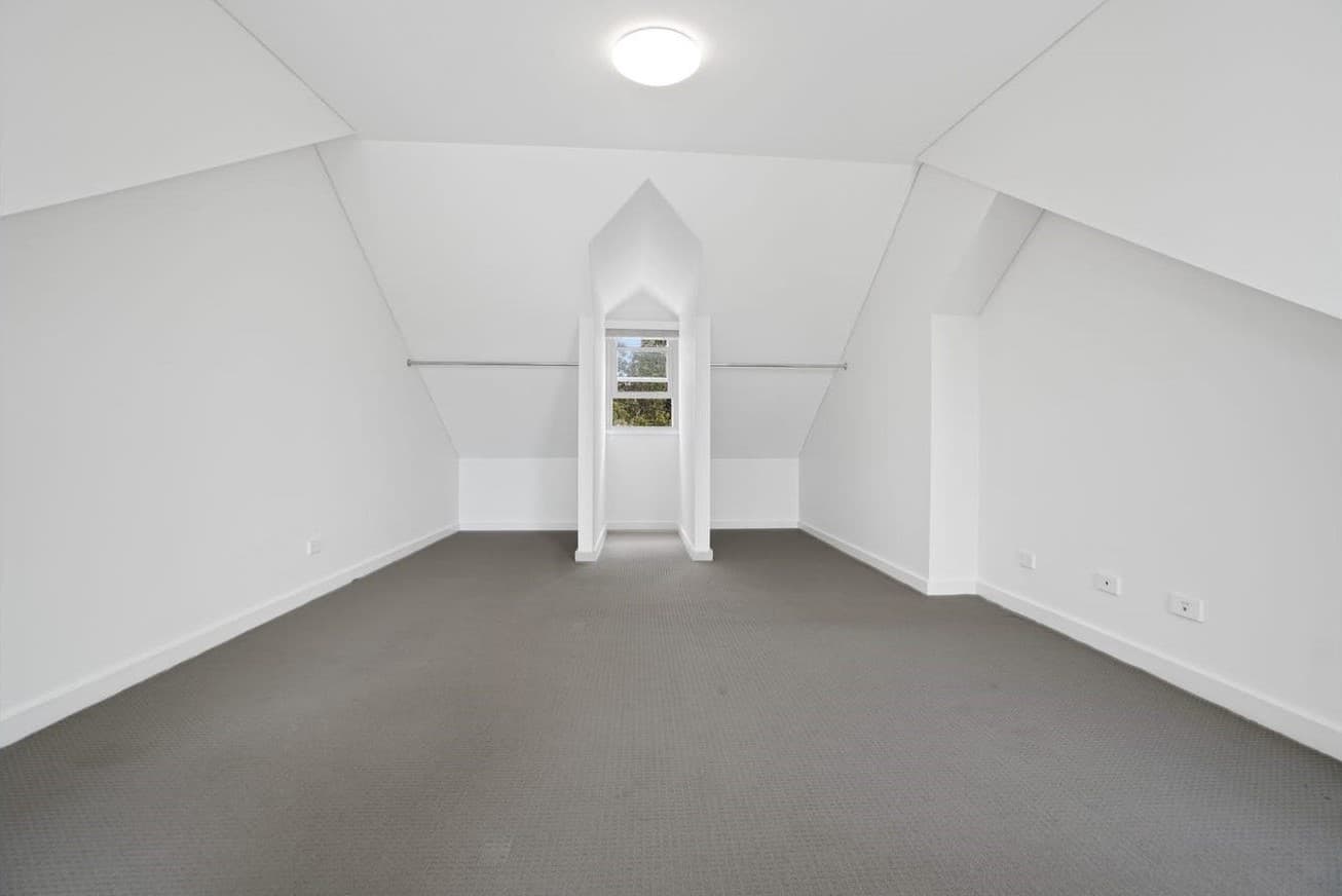 15 Leamington Avenue, Newtown NSW