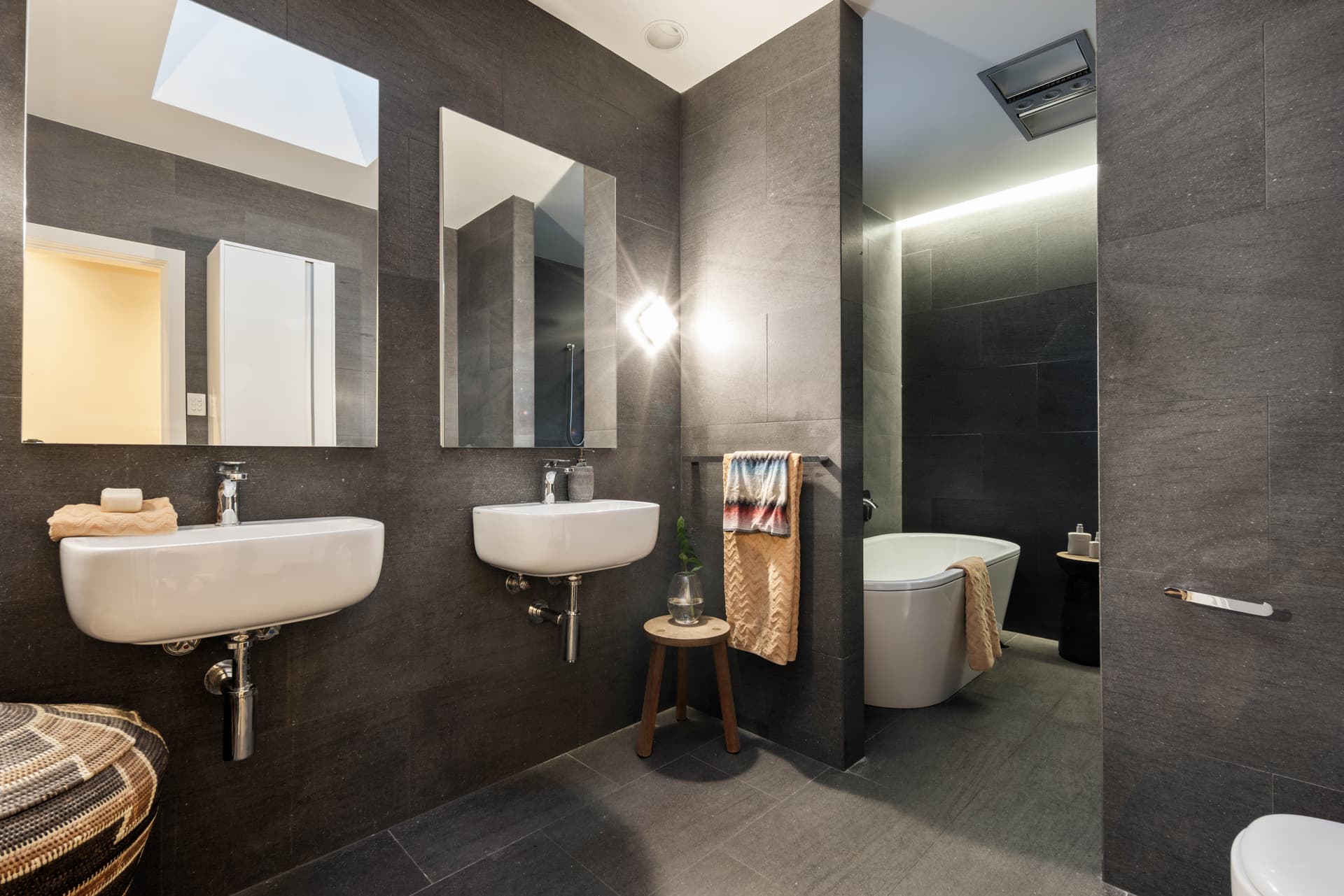 18 Telopea Street, Redfern NSW