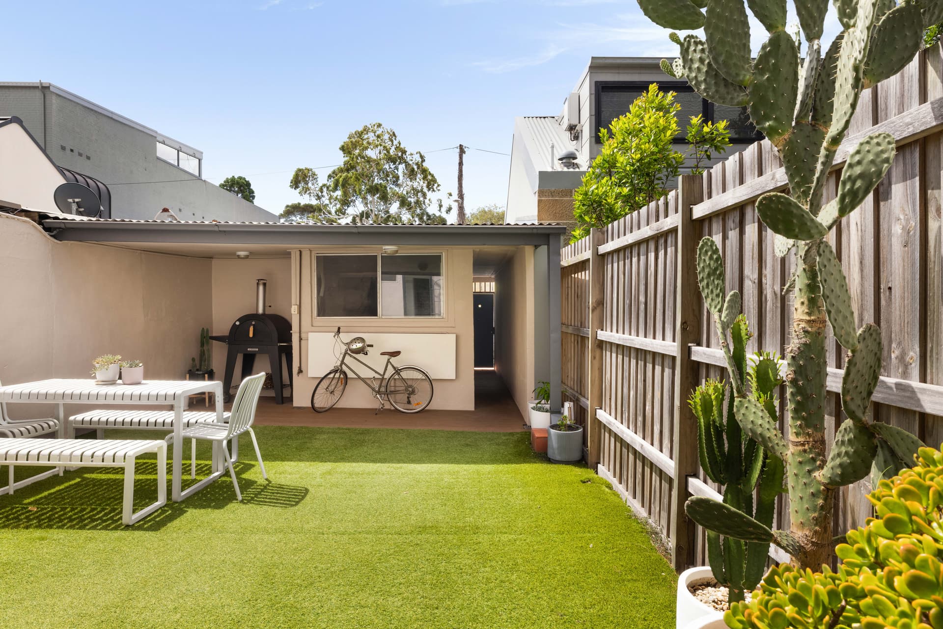 12 Thurlow Street, Redfern NSW