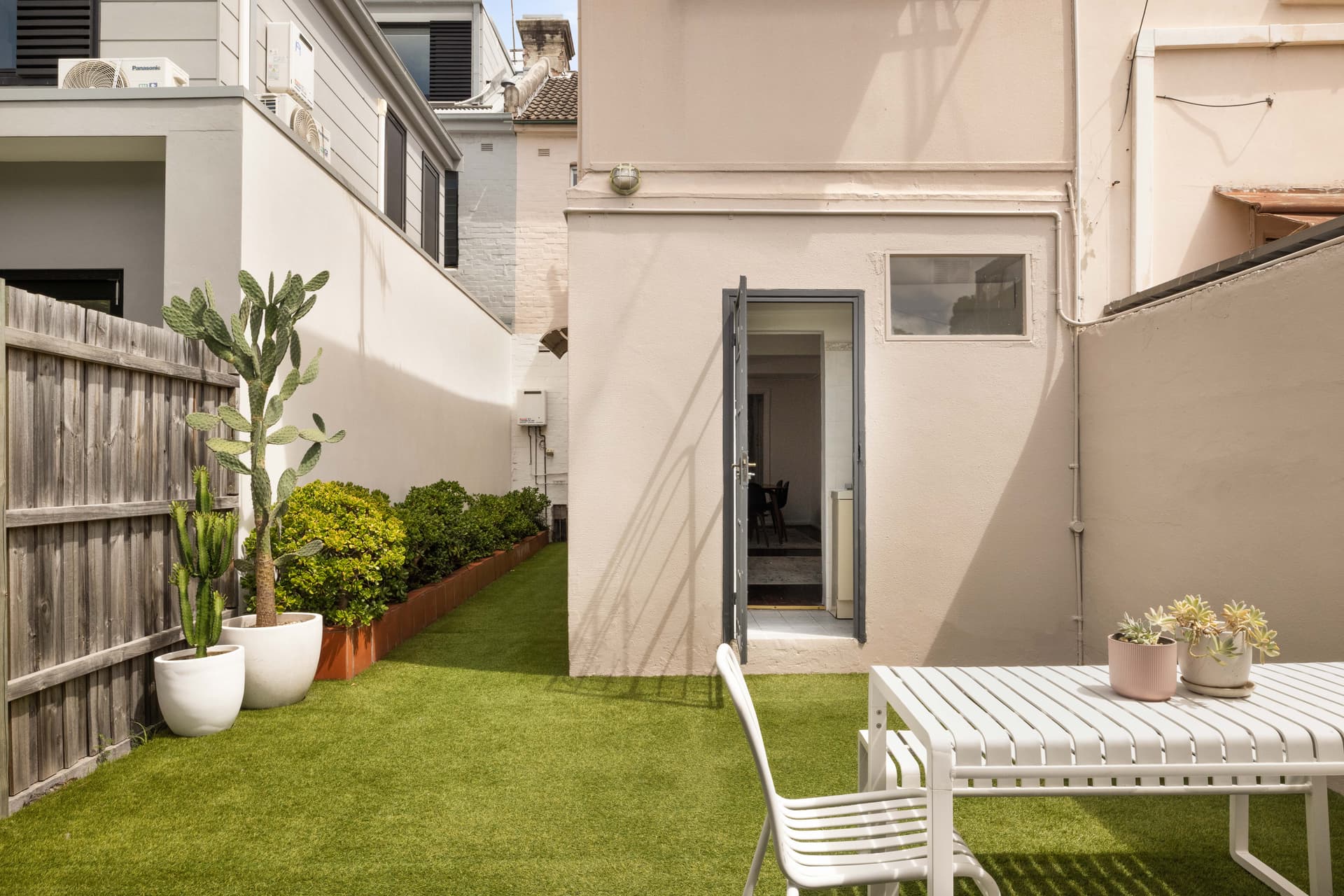 12 Thurlow Street, Redfern NSW