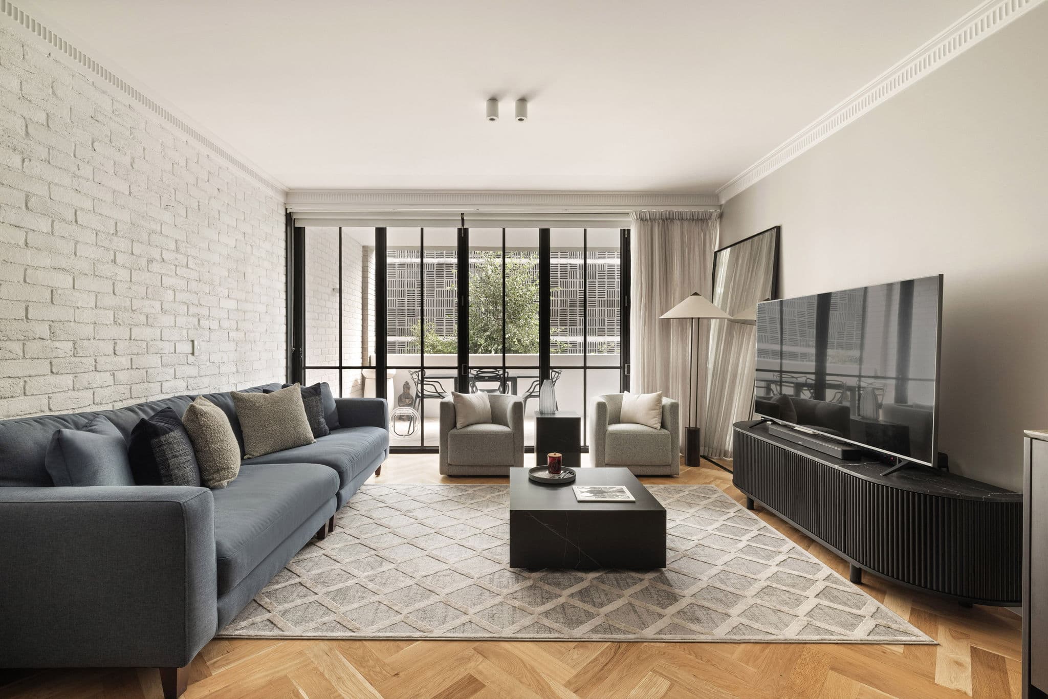 202/17 Danks Street, Waterloo NSW