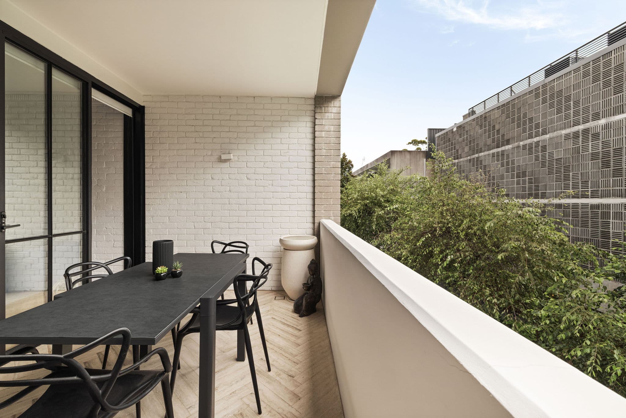 202/17 Danks Street, Waterloo NSW