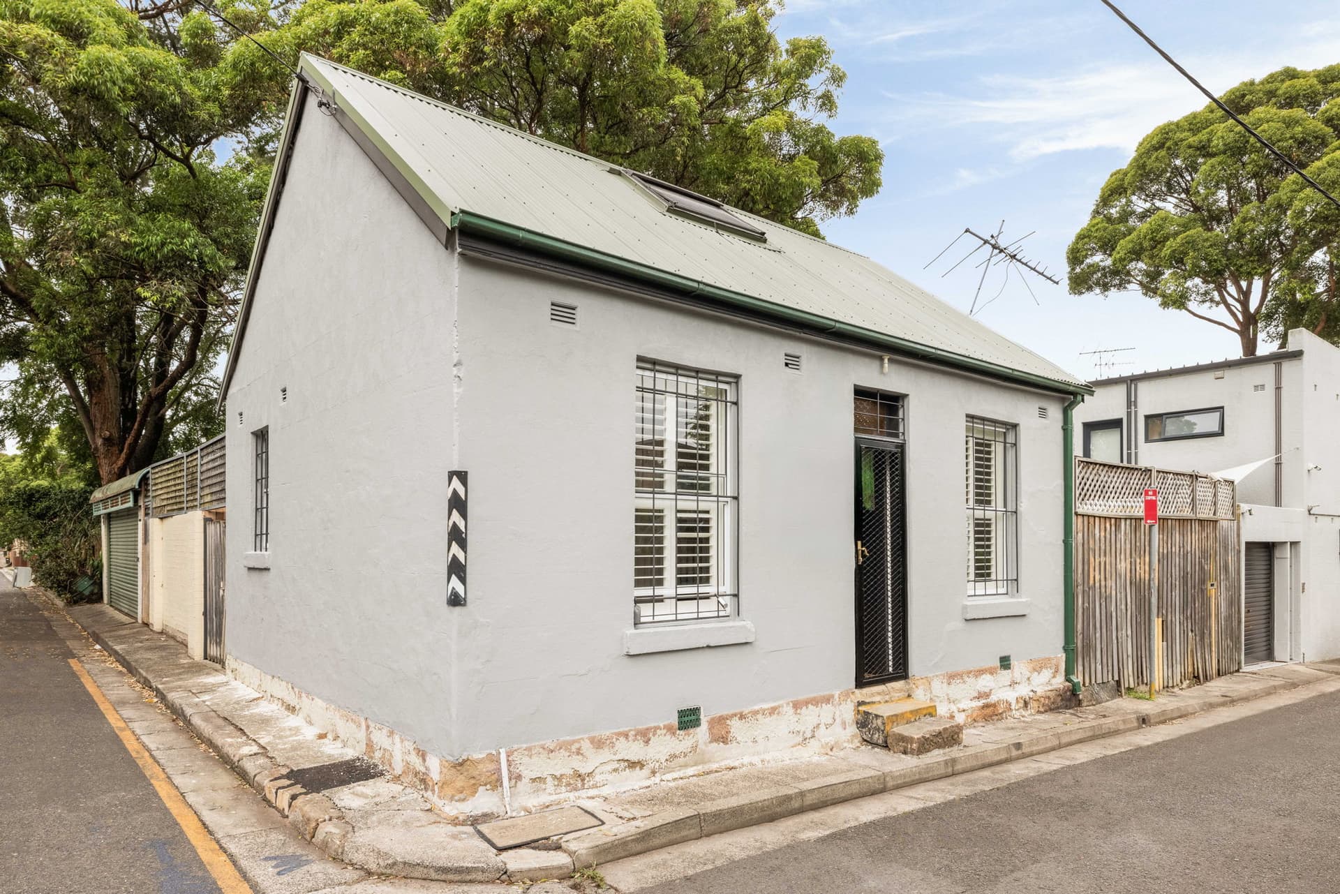 3 Clarendon Street, Waterloo NSW