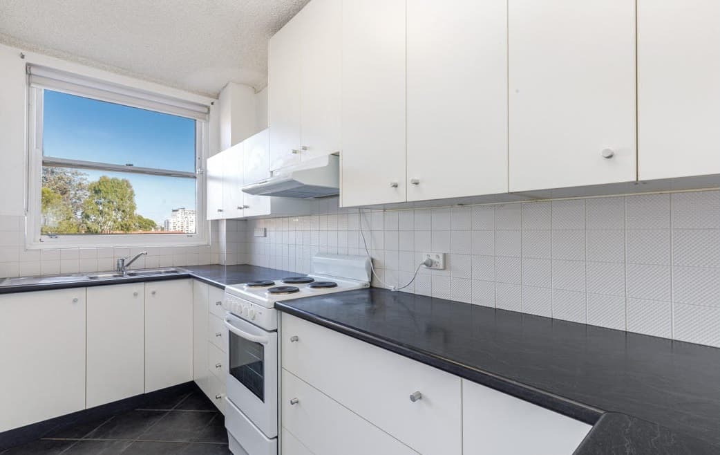 3/142a Good Street, Harris Park NSW