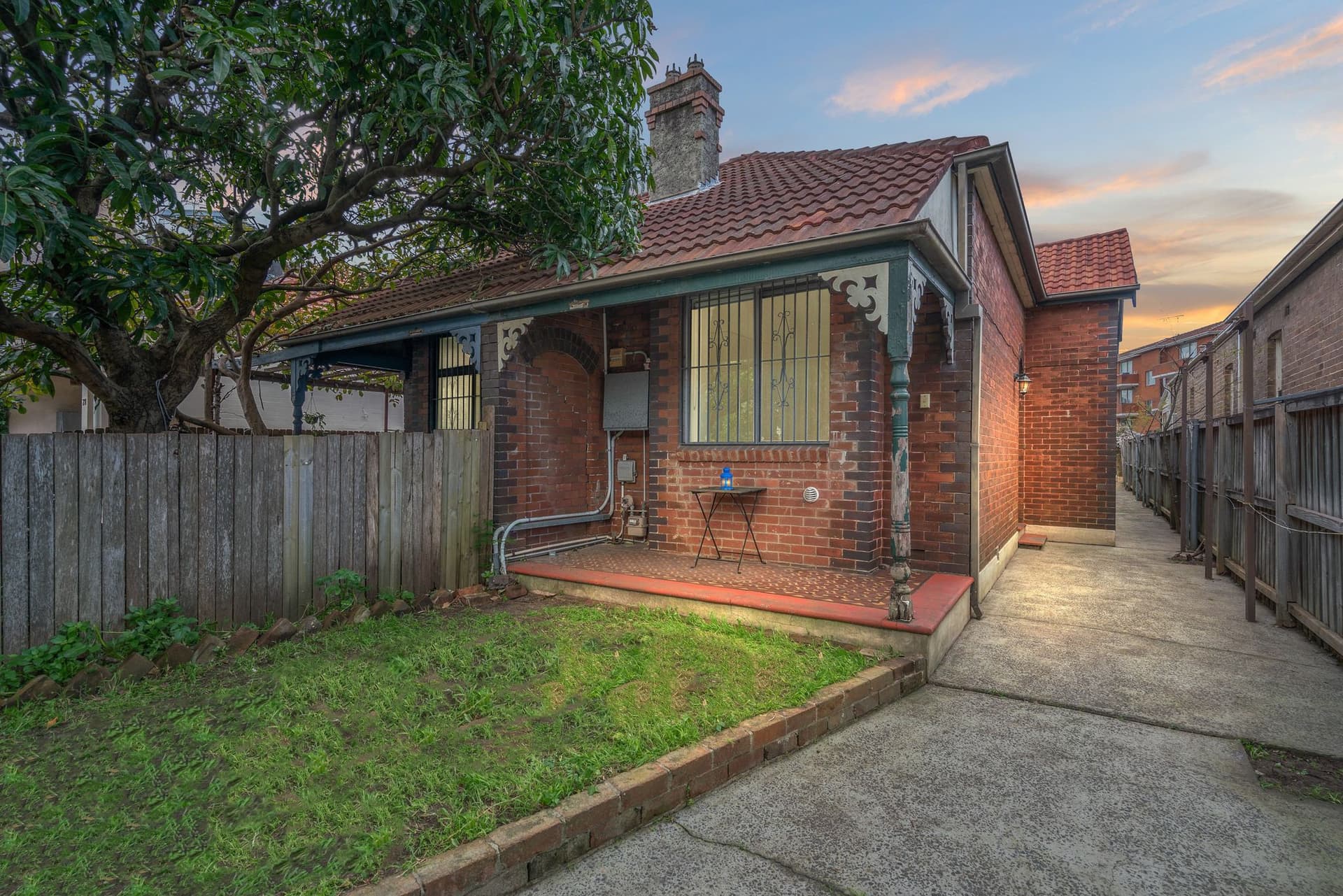 32 Anzac Parade, Kensington NSW