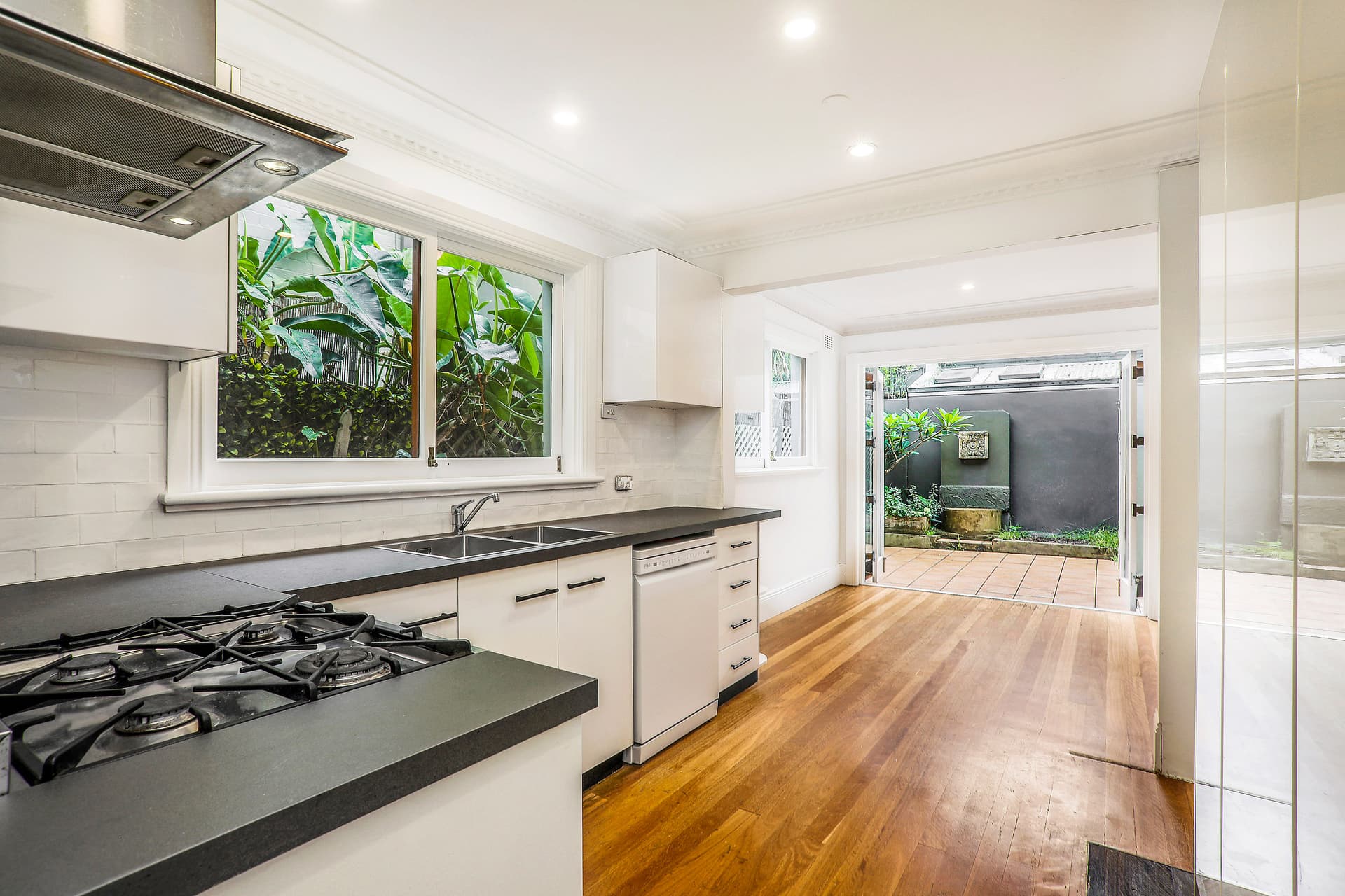 48 Boronia Street, Redfern NSW