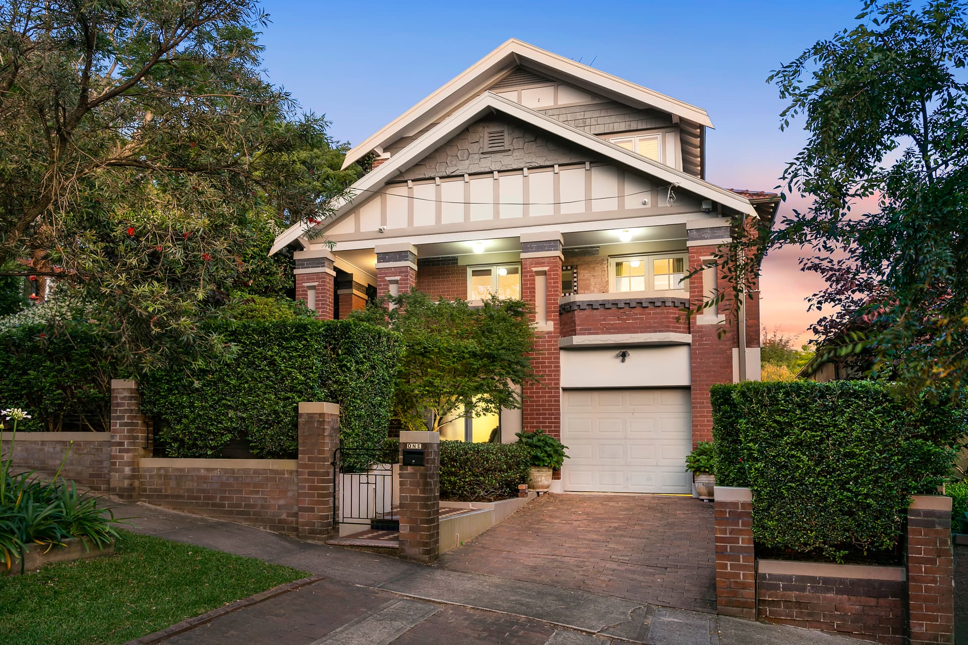 1 Inglethorpe Avenue, Kensington NSW