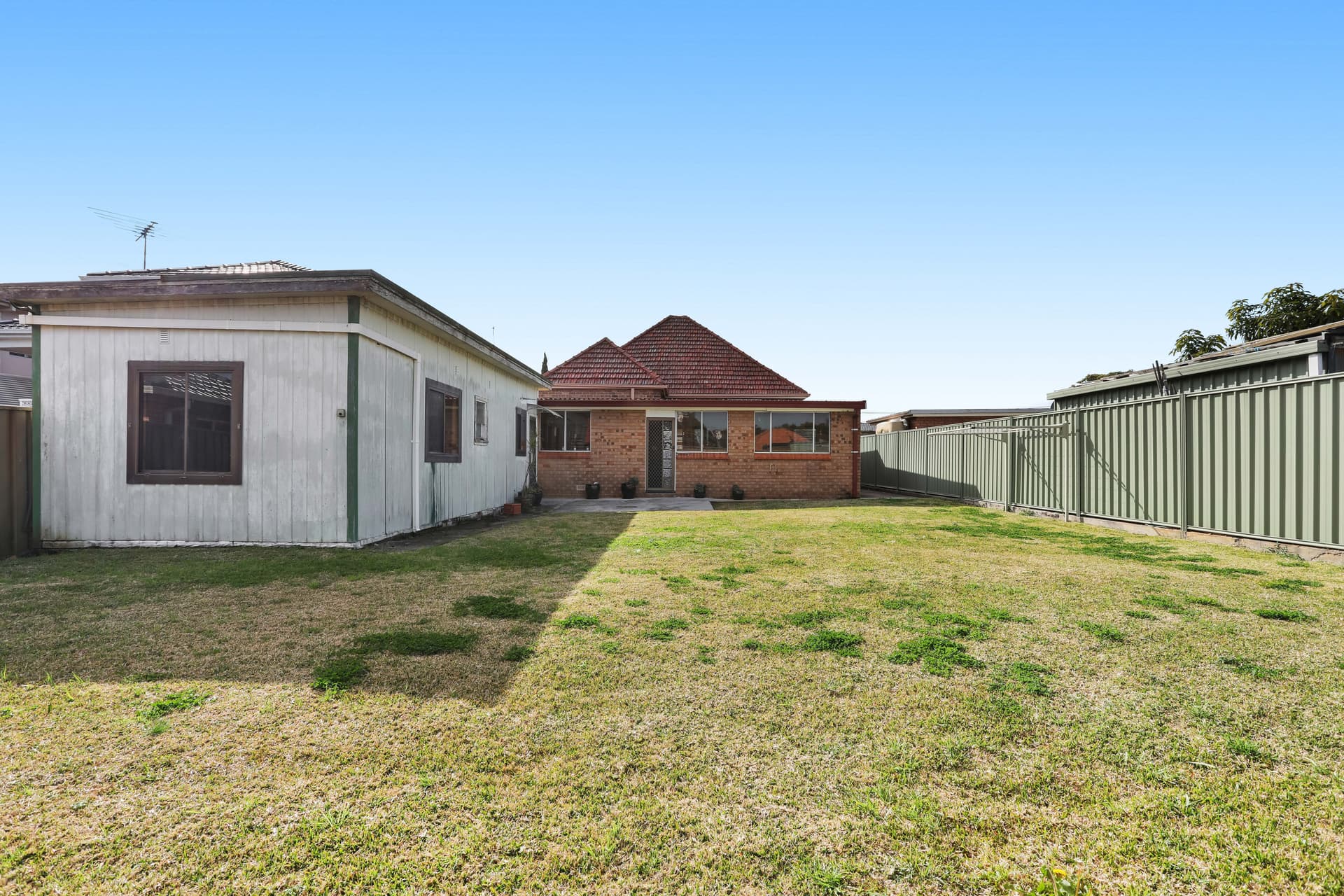 1 Clevedon Road, Hurstville NSW