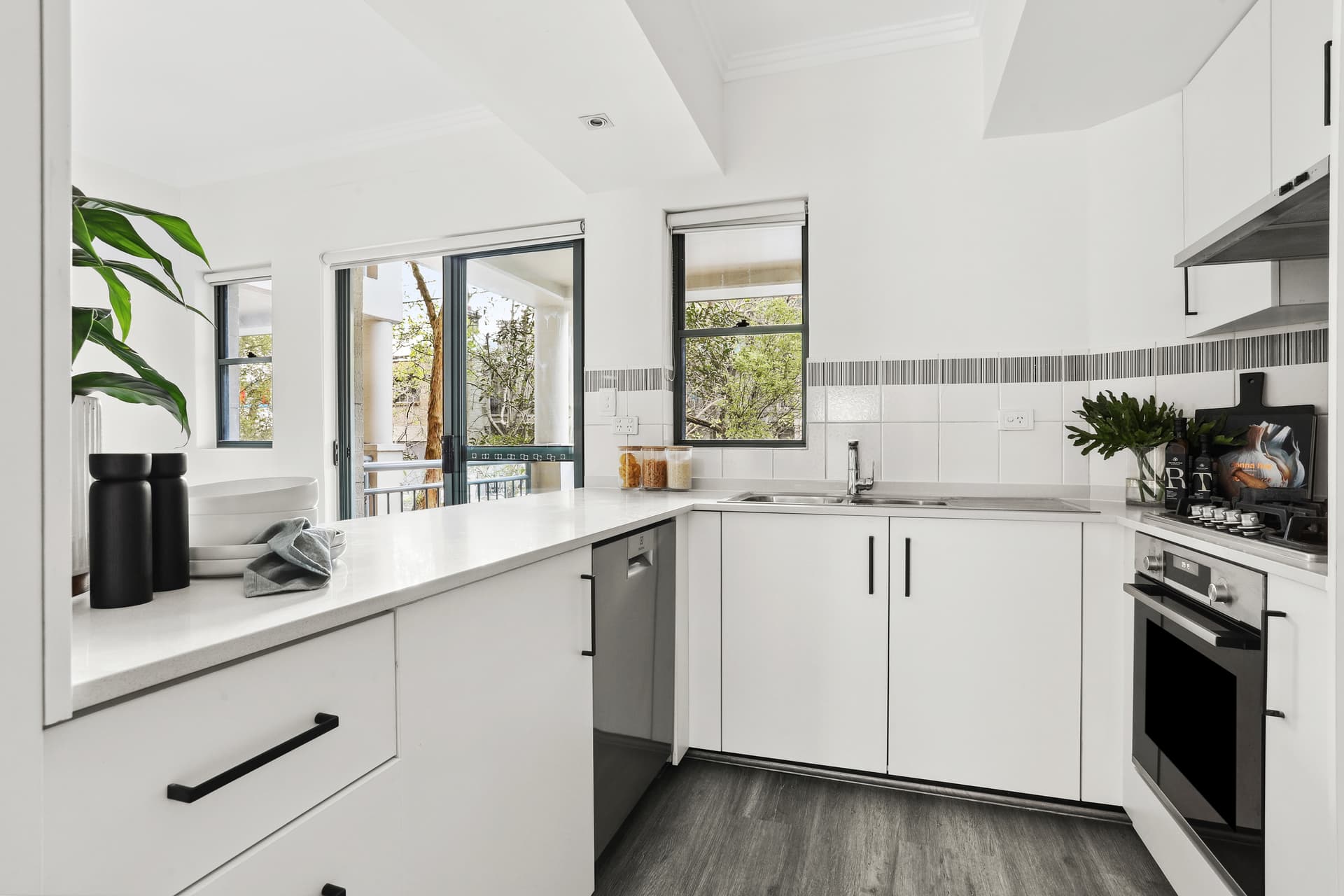 8/217 Chalmers Street, Redfern NSW