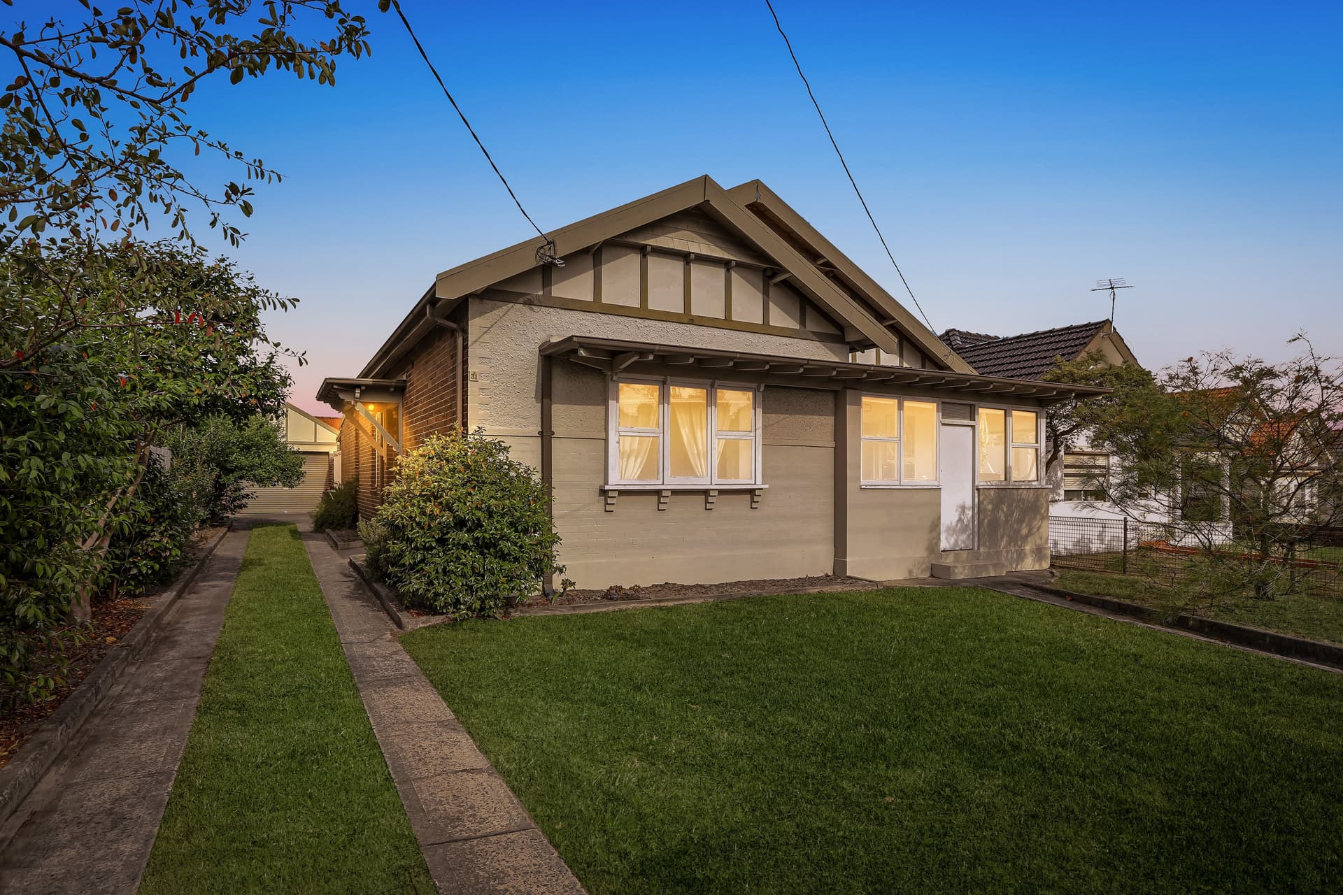 31 Dalmeny Avenue, Rosebery NSW