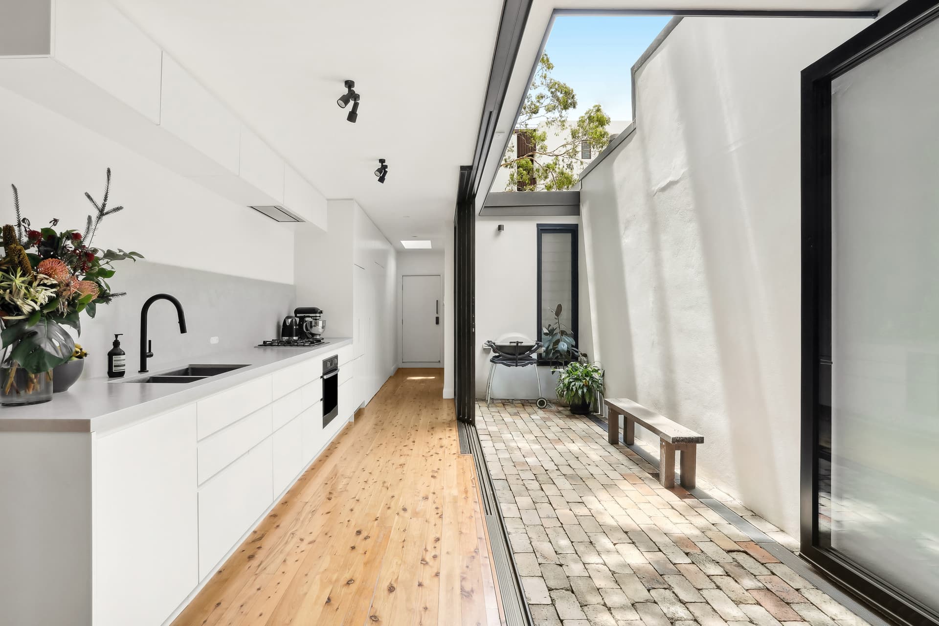 70 Boronia Street, Redfern NSW