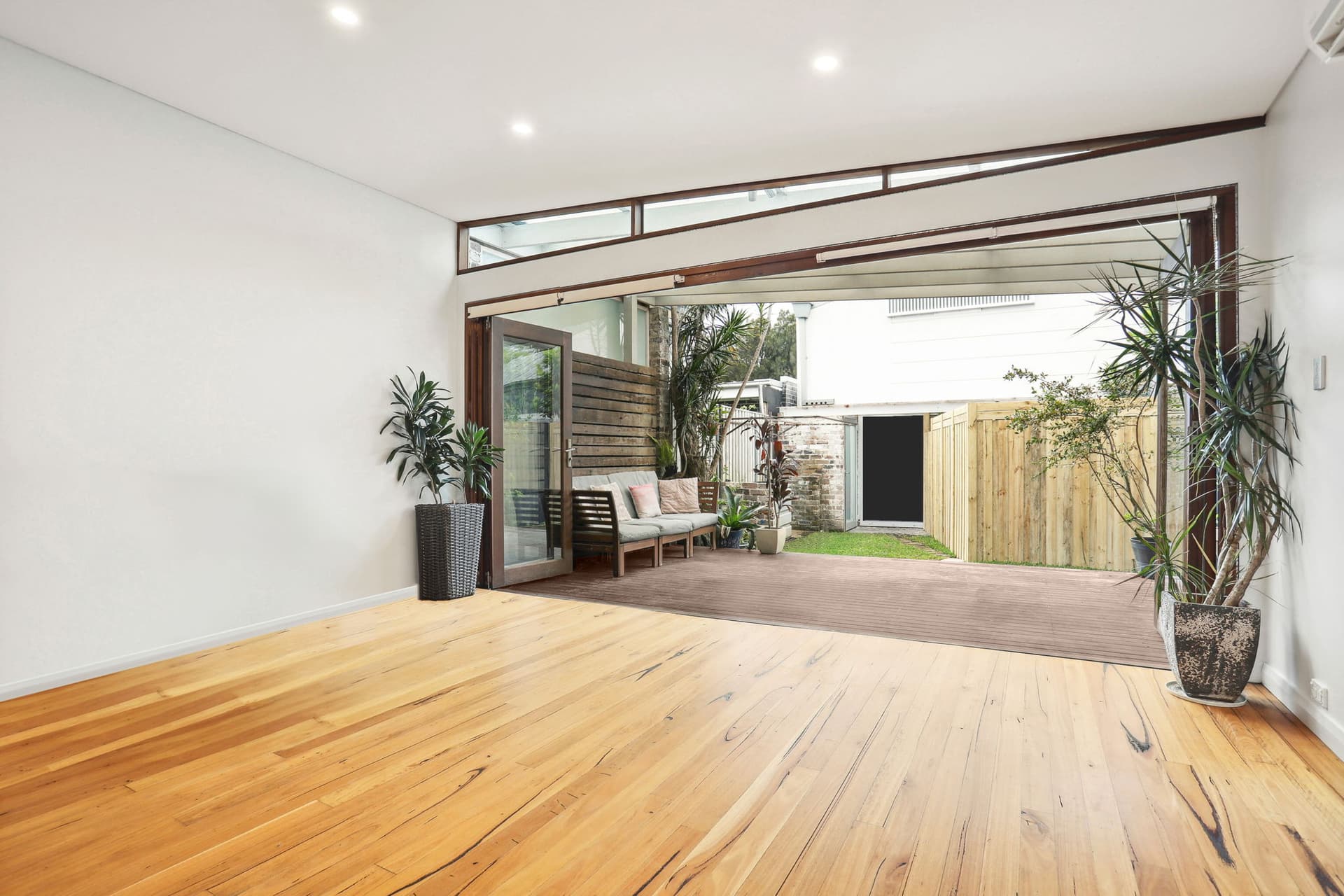 6 Frogmore Street, Mascot NSW