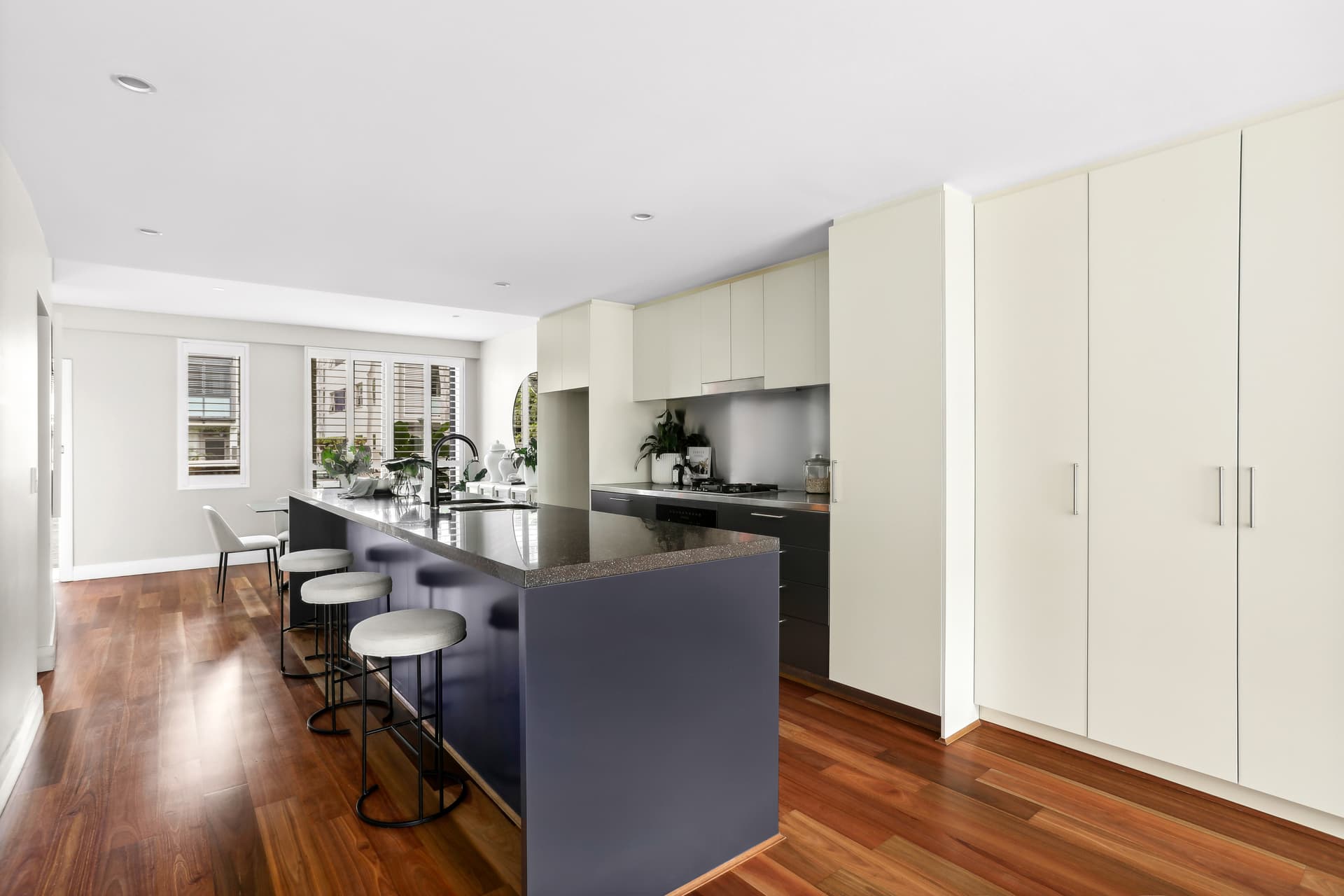 2 Morris Grove, Zetland NSW