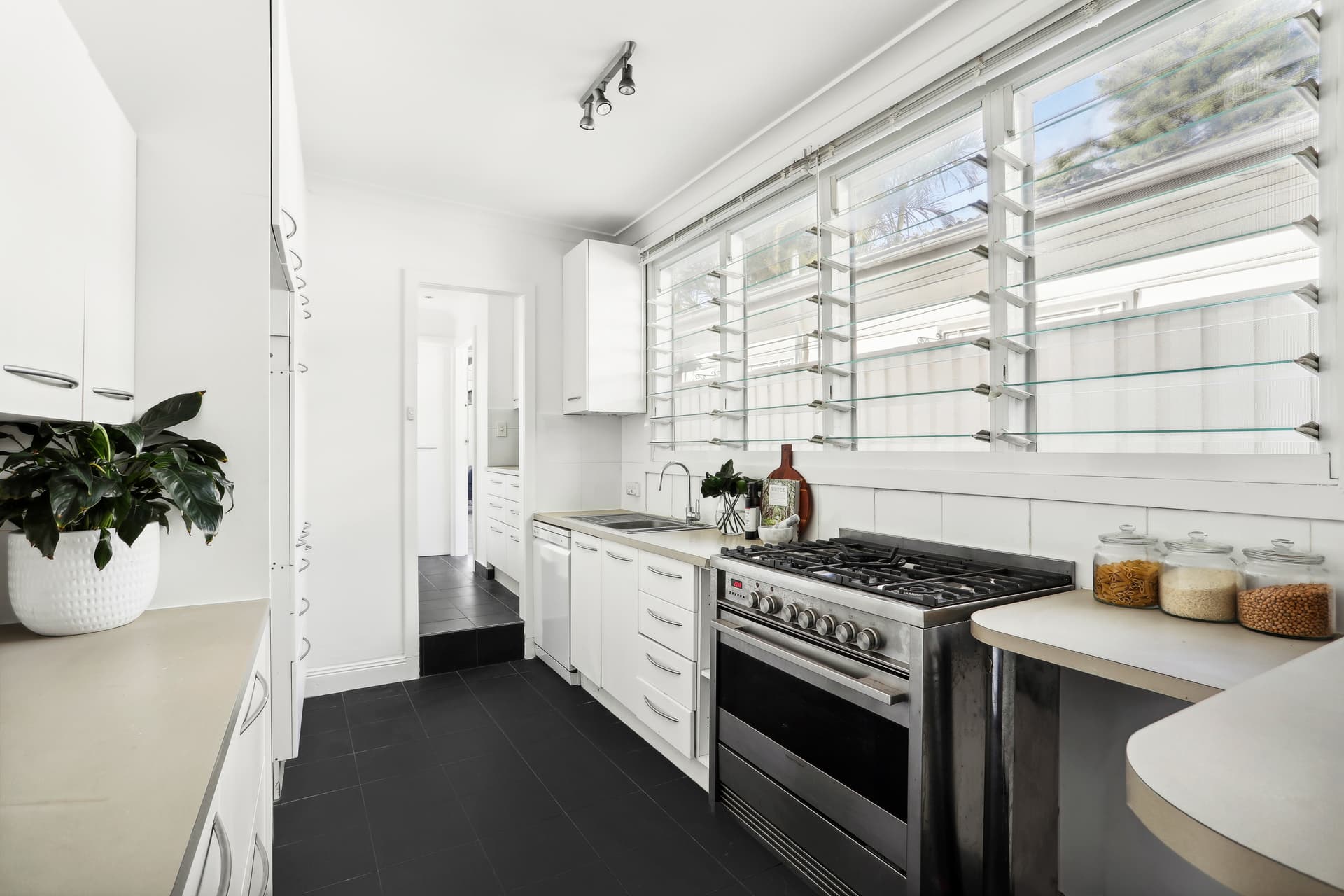 32 Chelsea Street, Redfern NSW