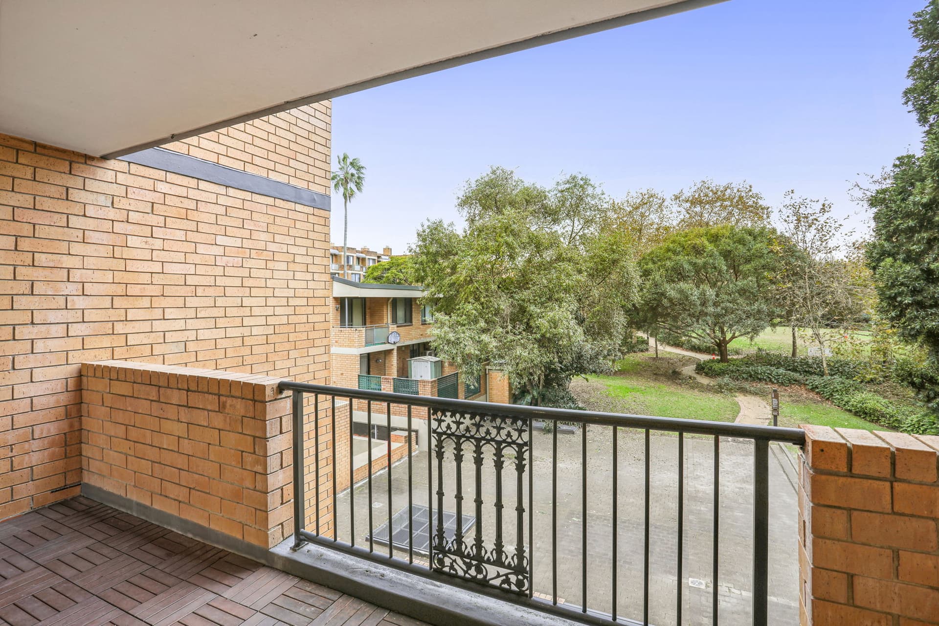 42/758 Bourke Street, Redfern NSW