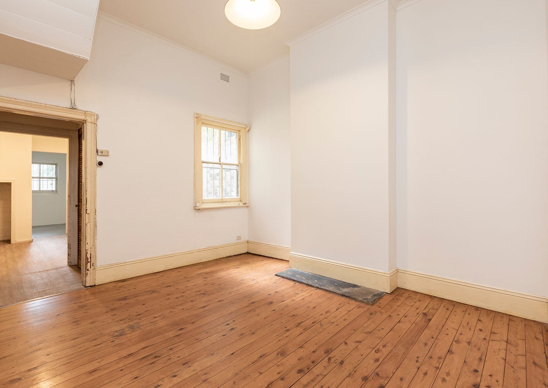 69 Raglan Street, Waterloo NSW