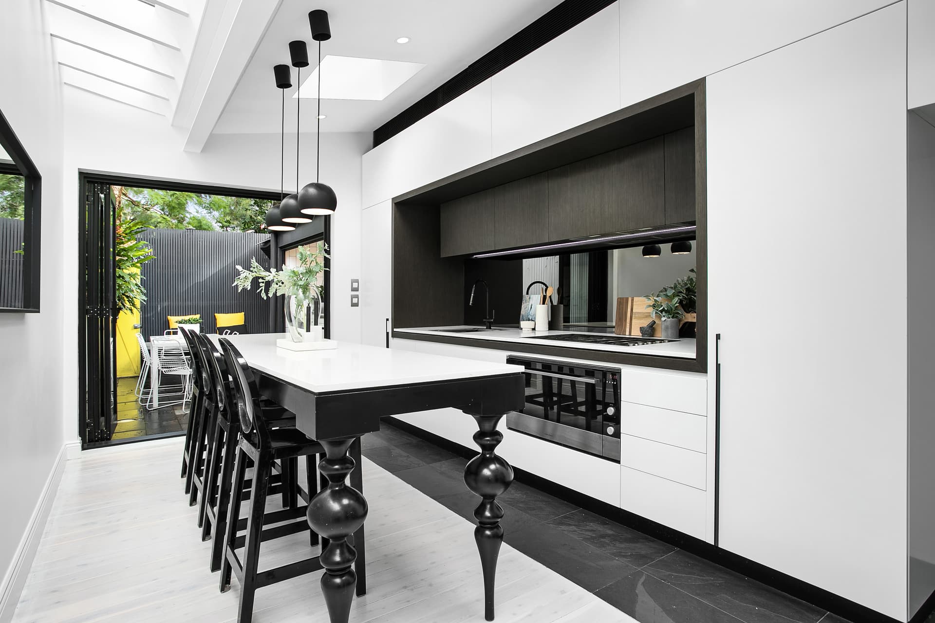 87 Boronia Street, Redfern NSW