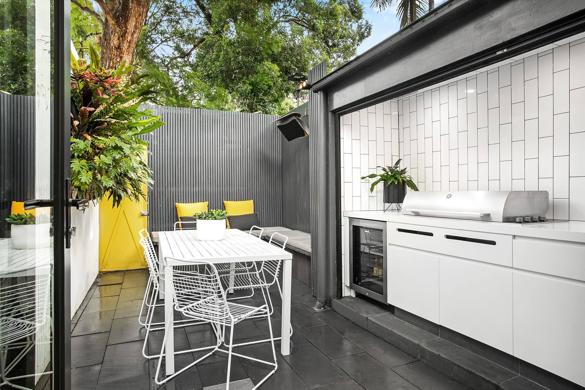 87 Boronia Street, Redfern NSW