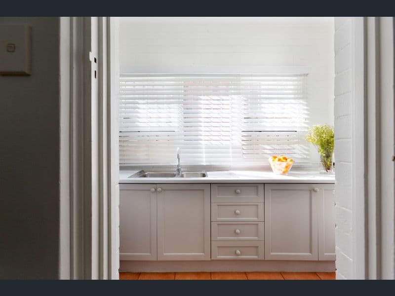 2/17a Poate Road, Centennial Park NSW