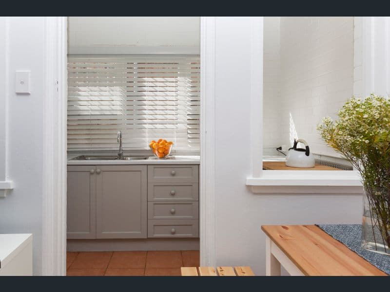 2/17a Poate Road, Centennial Park NSW