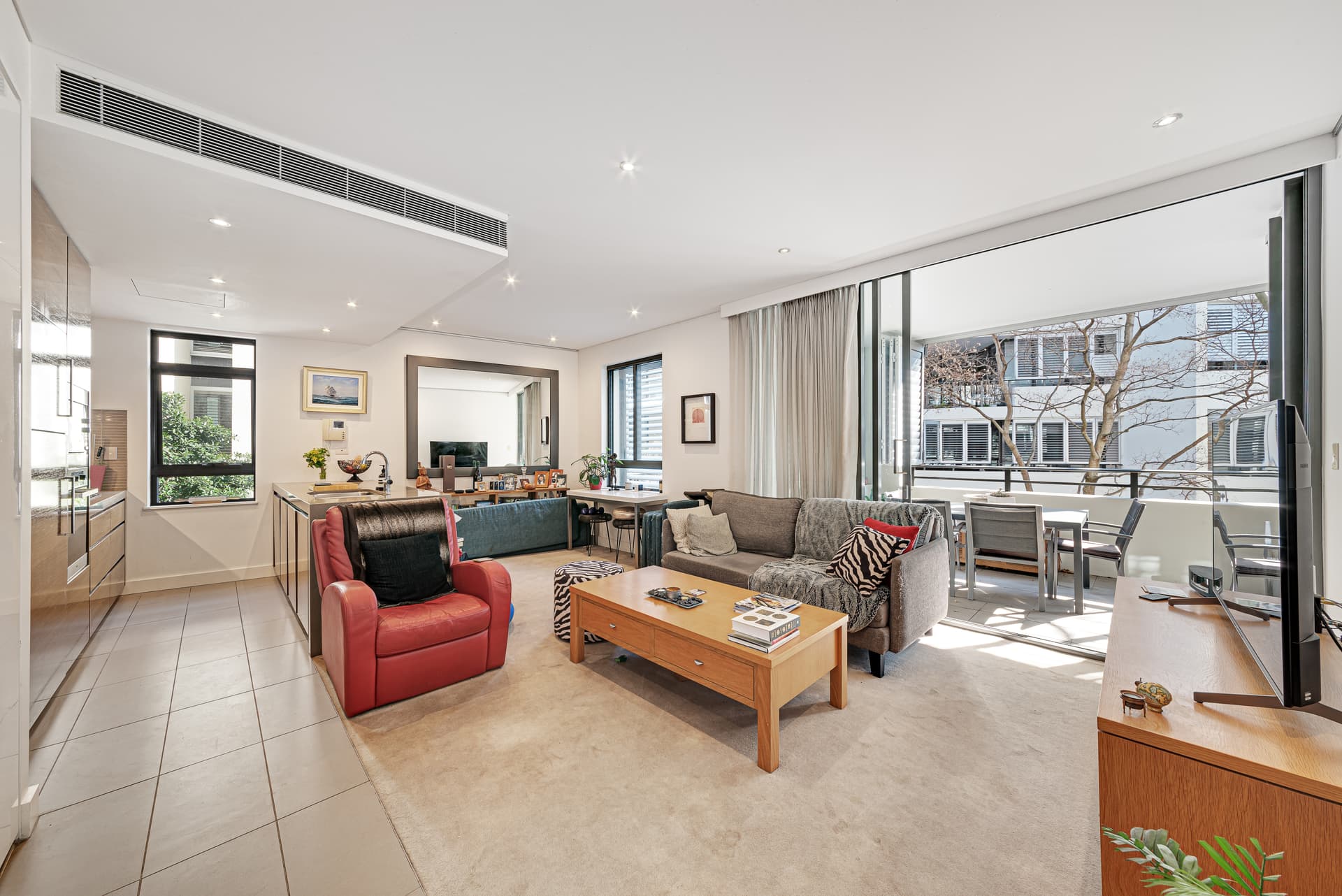 2211/12-14 Neild Avenue, Darlinghurst NSW