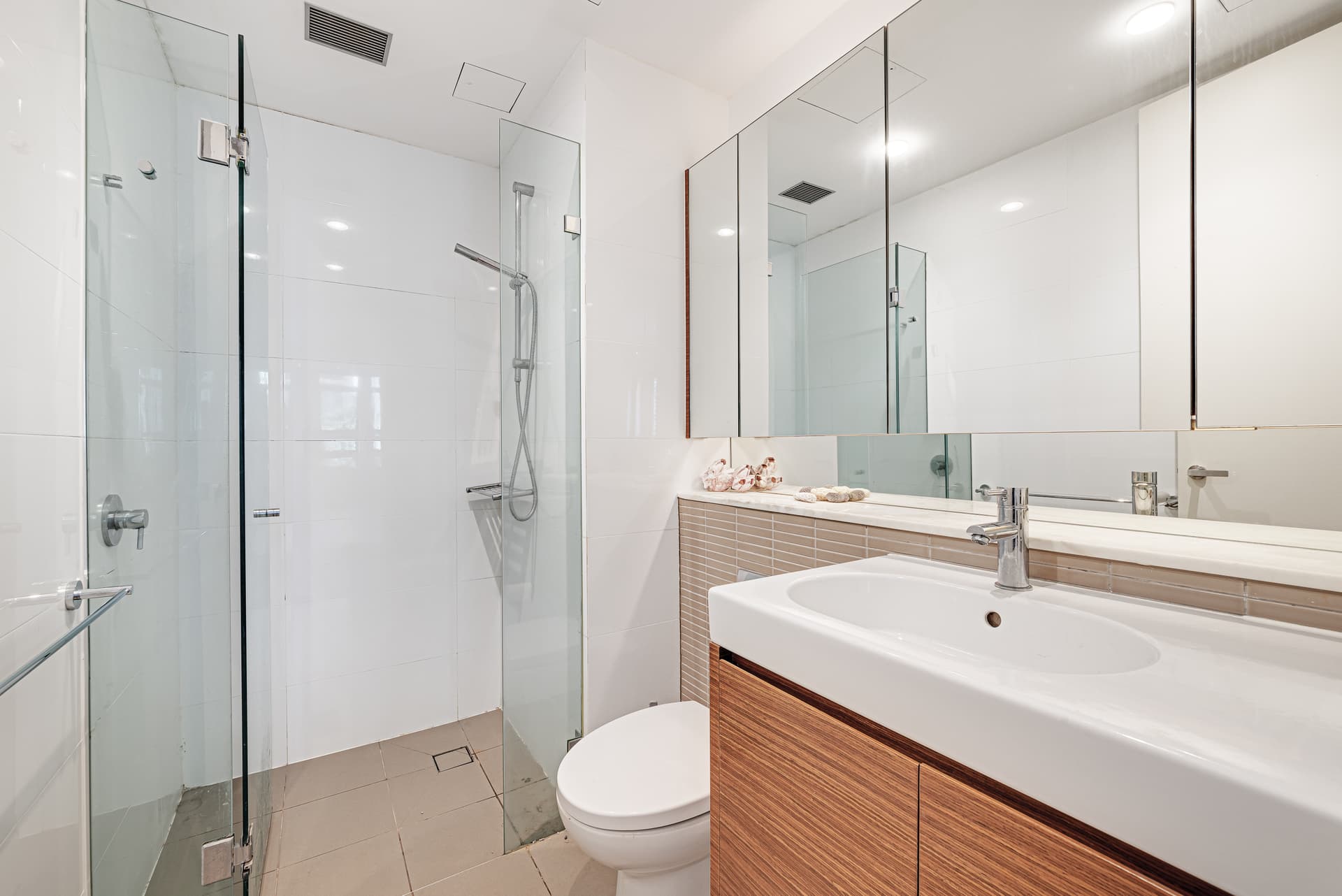 2211/12-14 Neild Avenue, Darlinghurst NSW