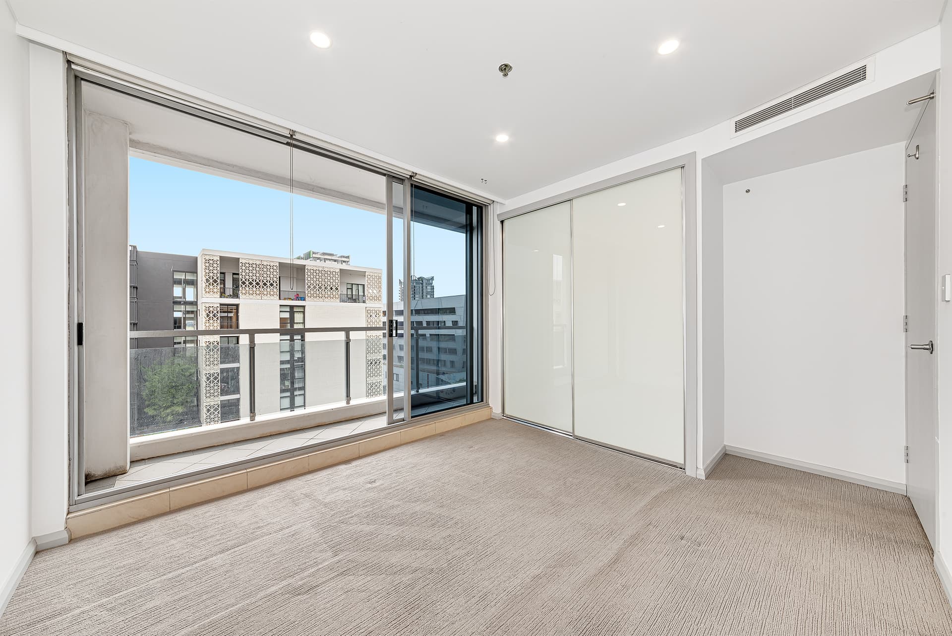 638/4 Lachlan Street, Waterloo NSW