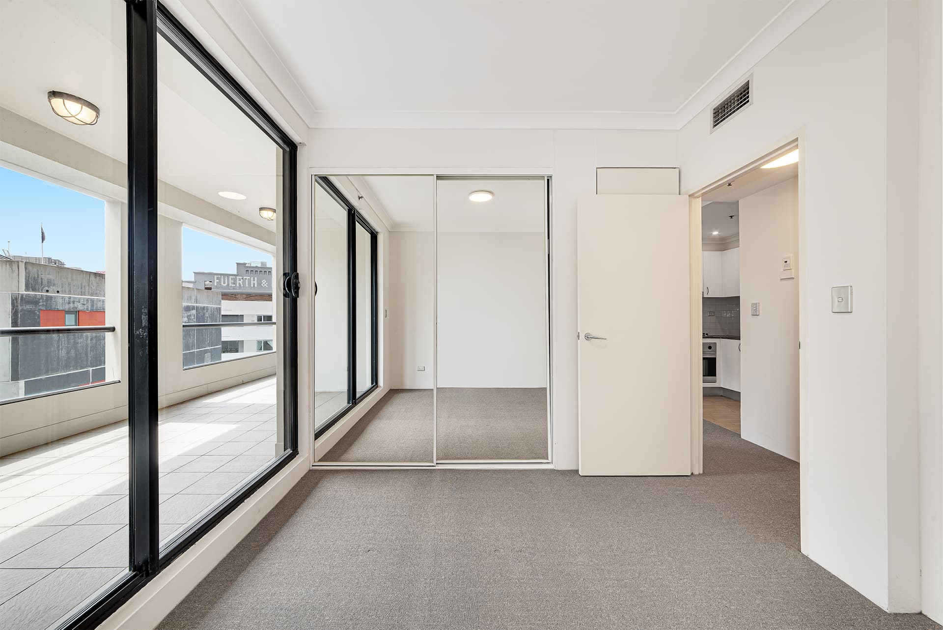 912/242 Elizabeth Street, Surry Hills NSW