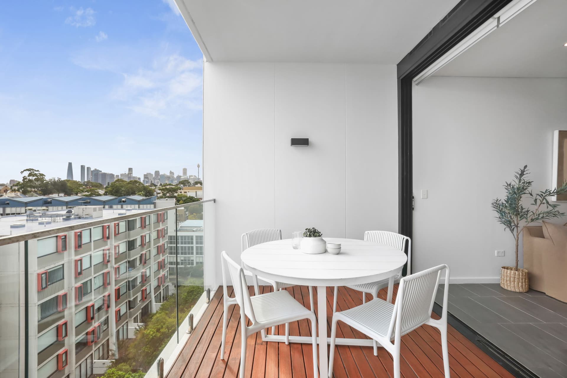 705C/22 Barr Street, Camperdown NSW