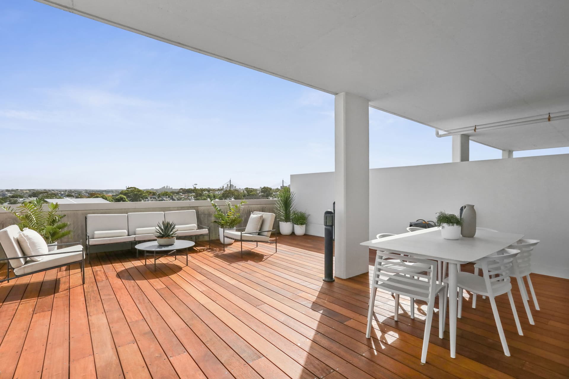 705C/22 Barr Street, Camperdown NSW