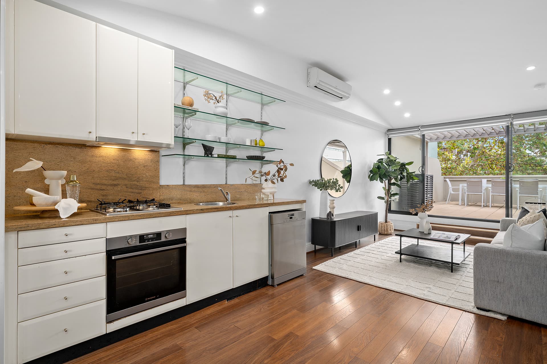 209/87-91 Cathedral Street, Woolloomooloo NSW