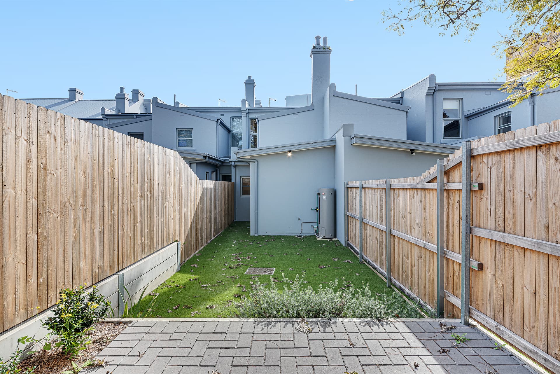 10 Unwins Bridge Road, St Peters NSW