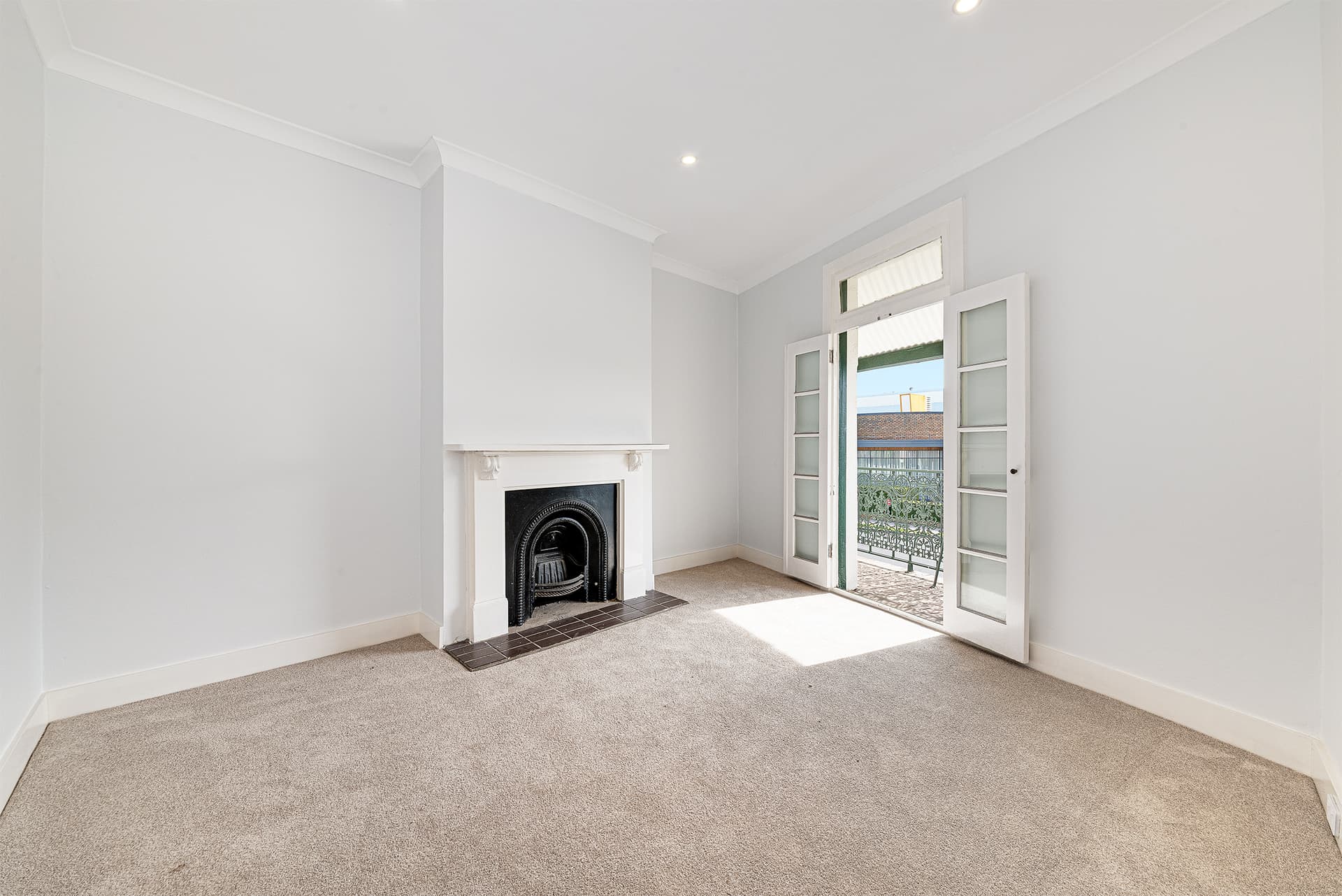 10 Unwins Bridge Road, St Peters NSW