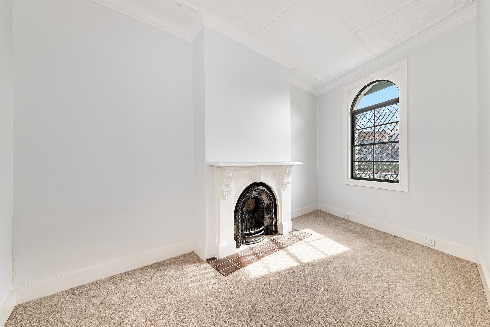 10 Unwins Bridge Road, St Peters NSW