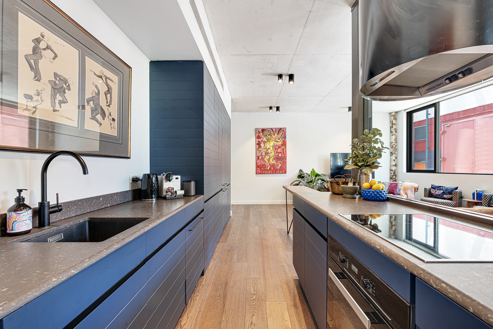 2/26 Hutchinson Street, Surry Hills NSW