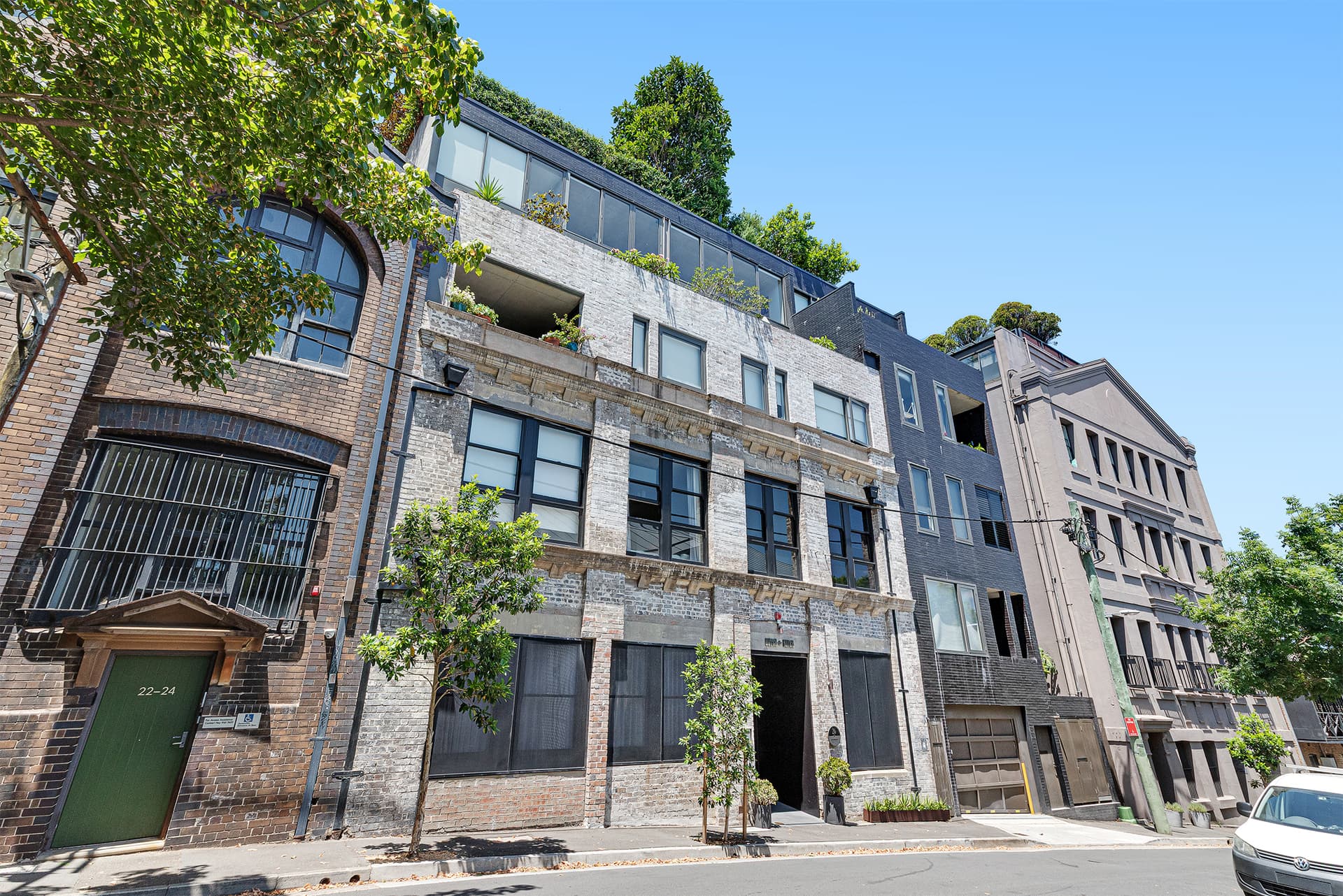 2/26 Hutchinson Street, Surry Hills NSW