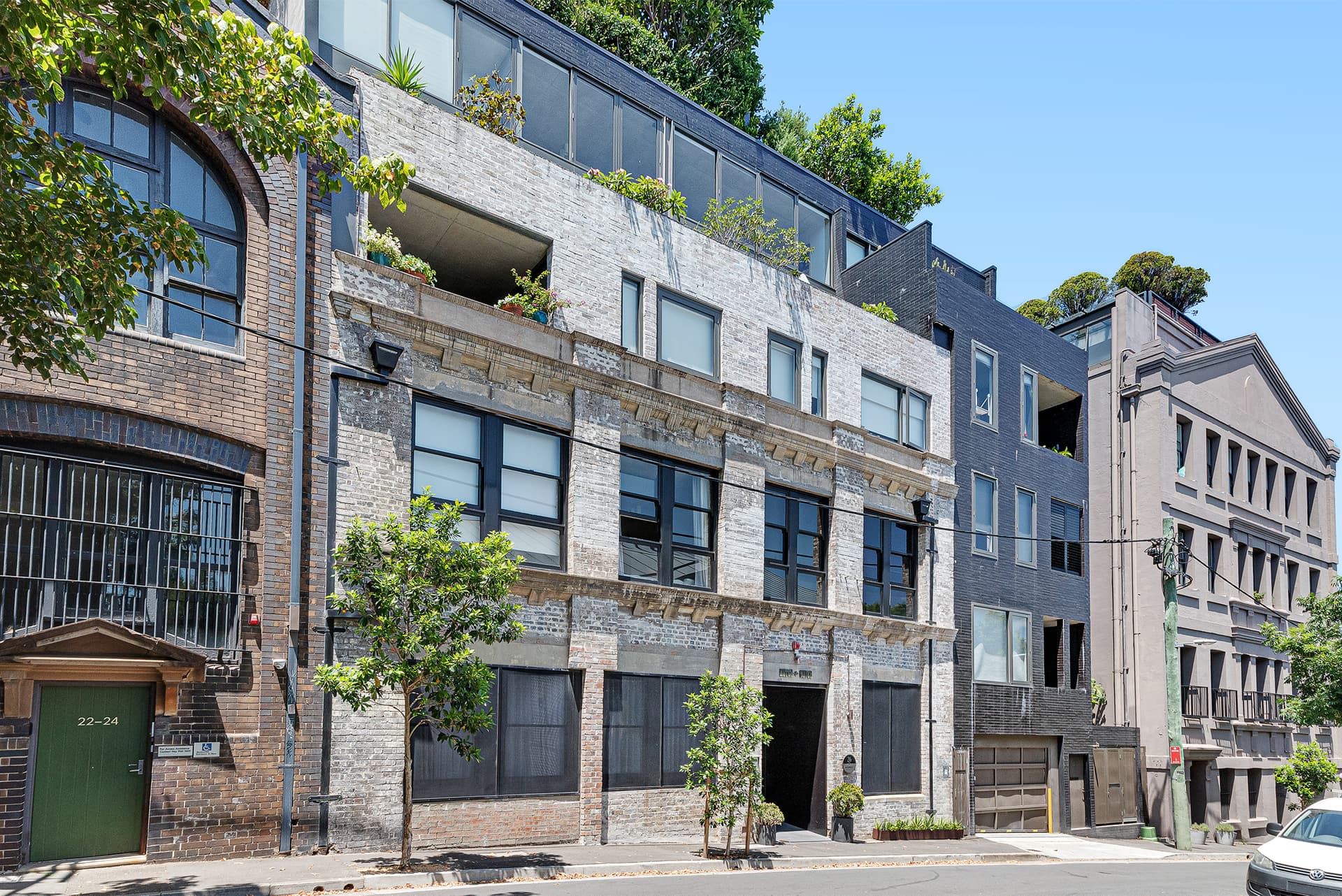 2/26 Hutchinson Street, Surry Hills NSW