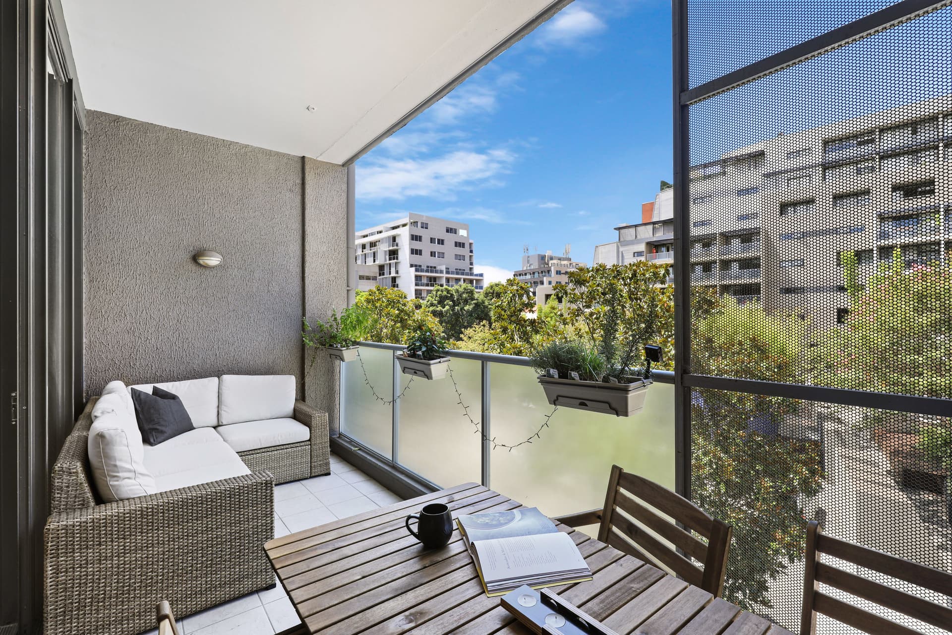 C98/240 Wyndham Street, Alexandria NSW